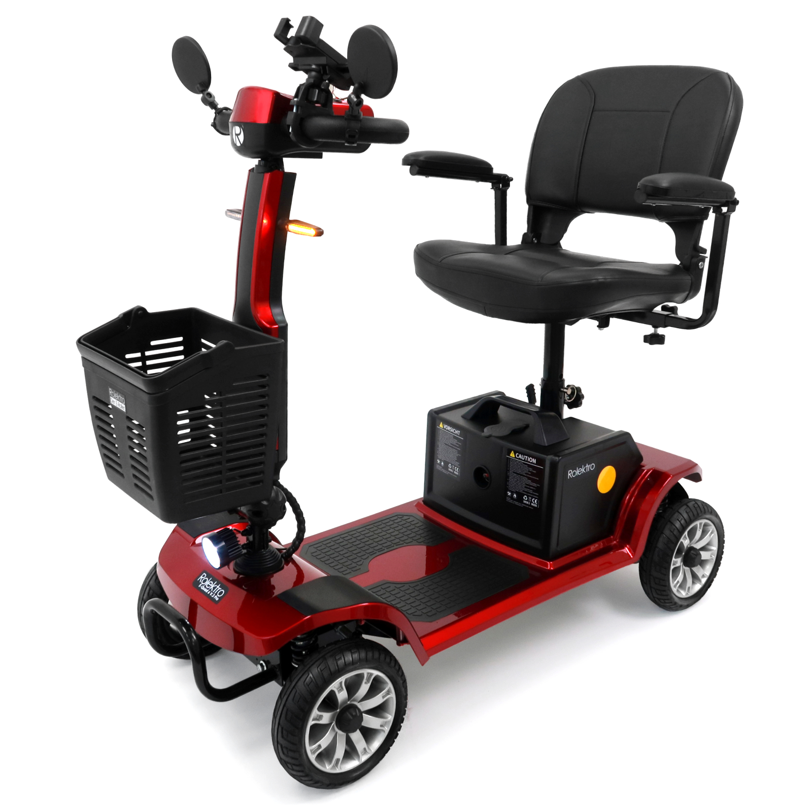 Roter Mobilitätsroller mit Korb, Sitz und Spiegeln auf weißem Hintergrund.