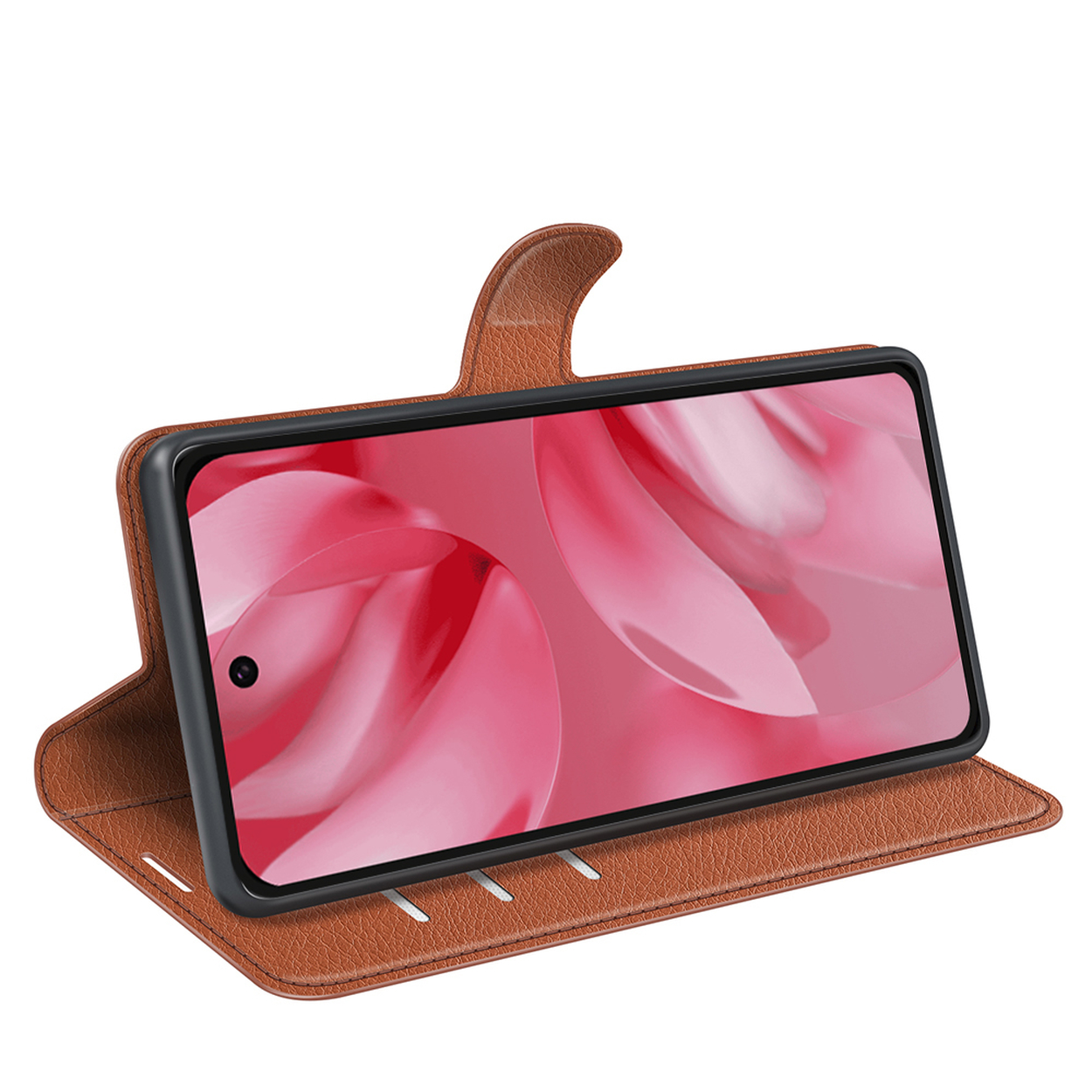 Bruine telefoonhoes open met een telefoon erin, met een roze ontwerp op het scherm. Witte achtergrond.