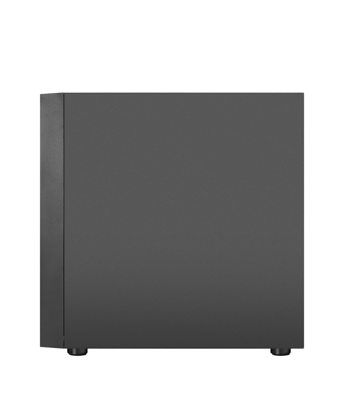 Vista laterale di un case per computer grigio massiccio con piccoli piedini neri su uno sfondo bianco.