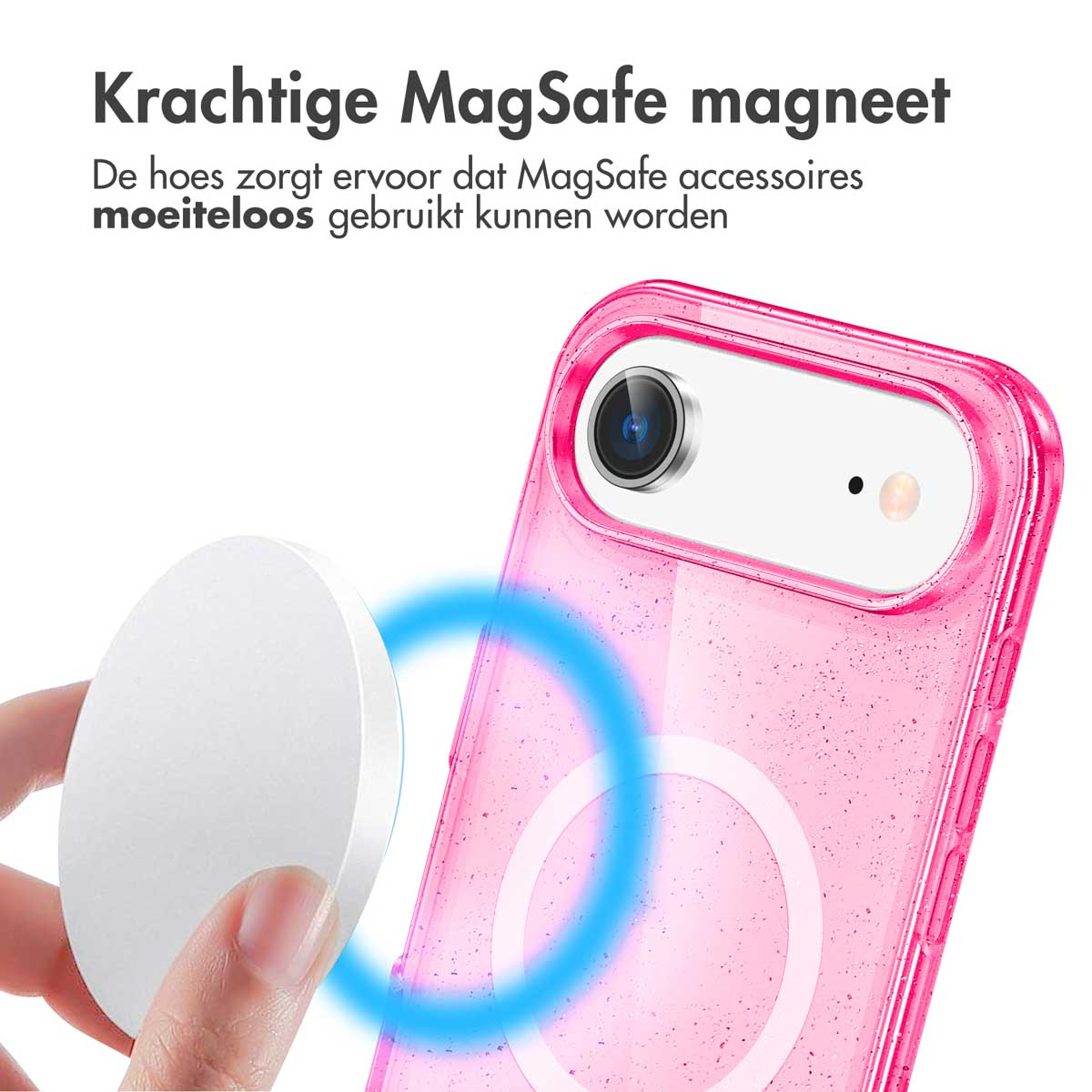 Een roze glitter telefoonhoesje wordt getoond. Een witte MagSafe-oplader zweeft in de buurt van de telefoon, met een blauwe aura.