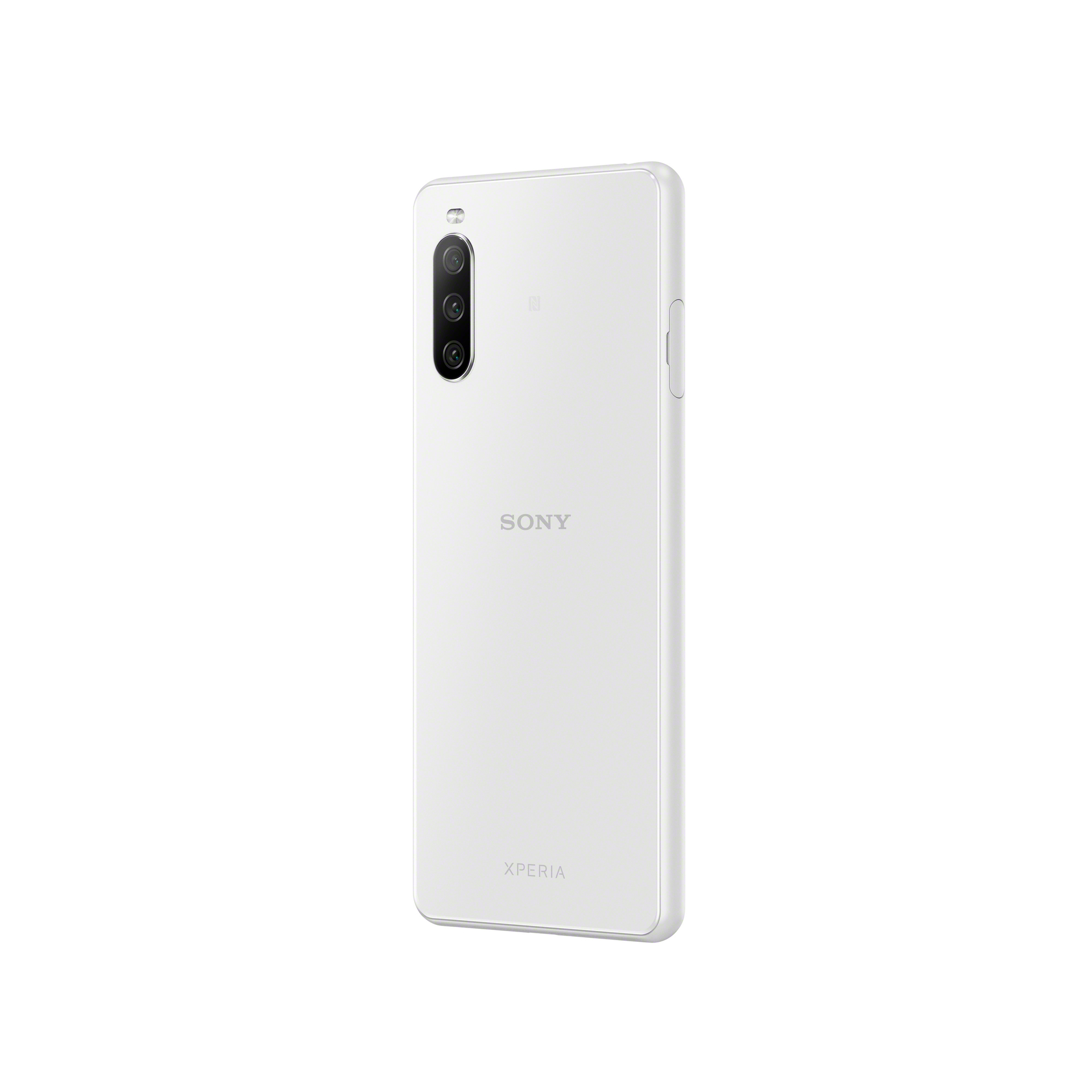 Ein weißes Sony Xperia-Handy, Rückansicht. Merkmale: drei Kameras, Sony-Logo und Xperia-Text.