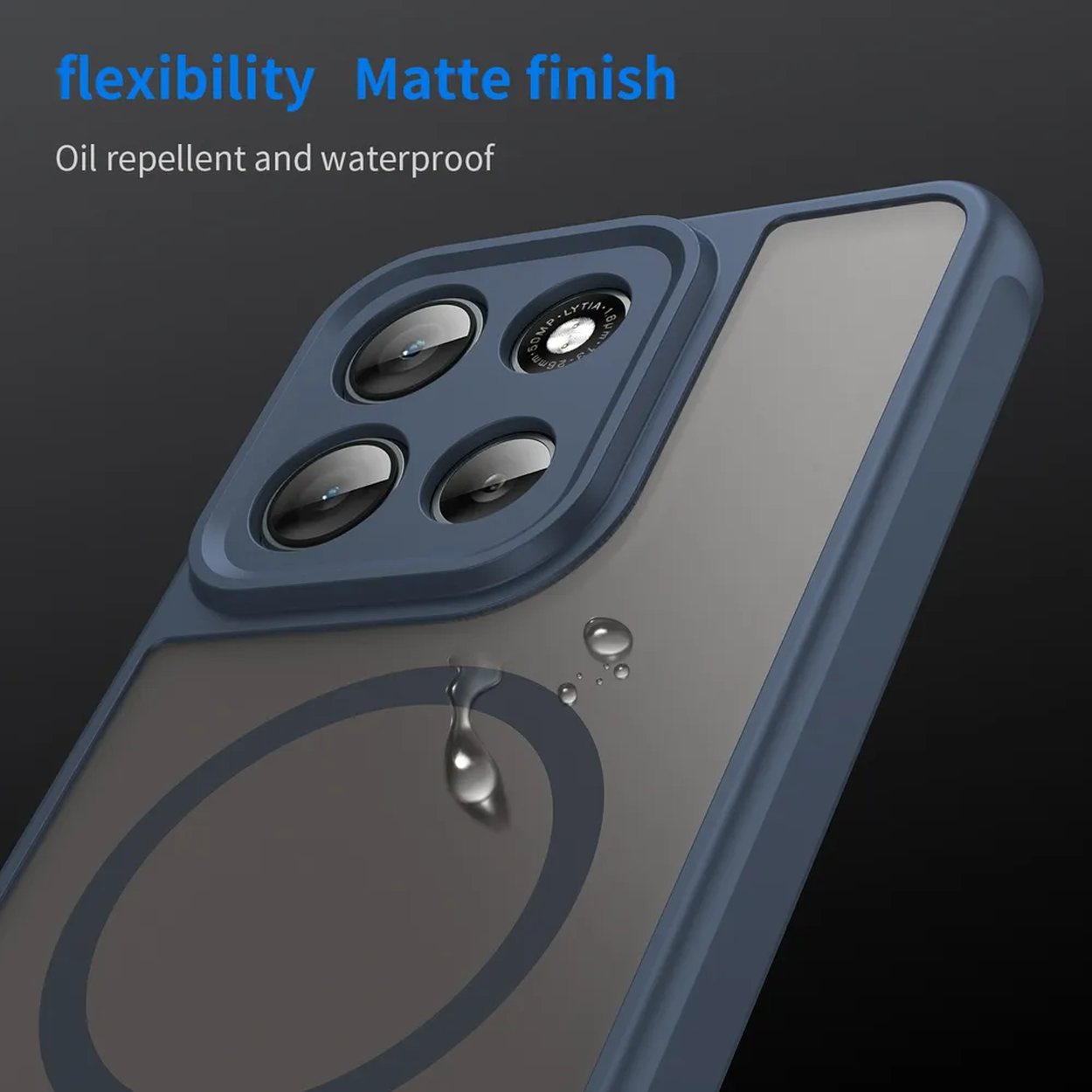 Coque de téléphone bleue avec une finition mate, un cercle magnétique et des gouttes d'eau sur la surface.