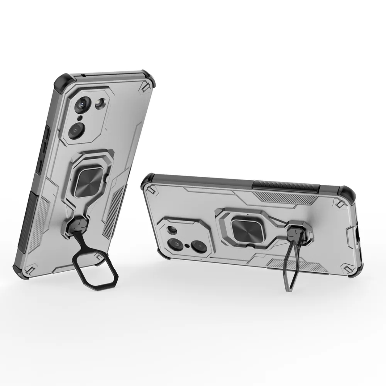 Deux coques argentées avec anneaux sur fond blanc.