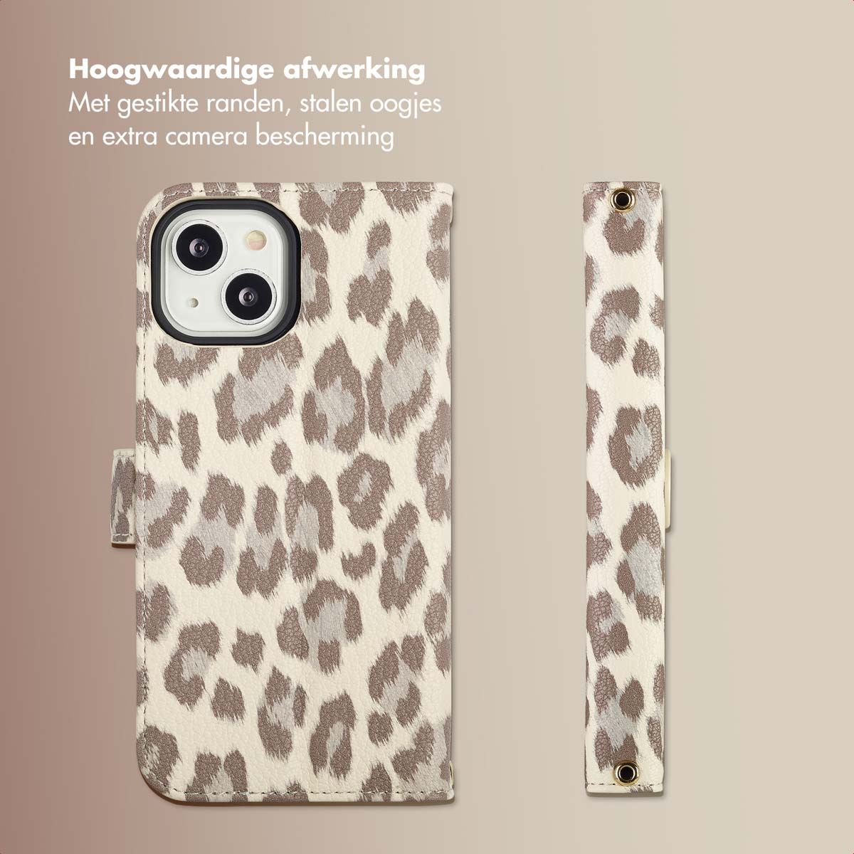 Una custodia per telefono con un design leopardato, nei toni beige e grigio. Ha un supporto e una protezione extra per la fotocamera.