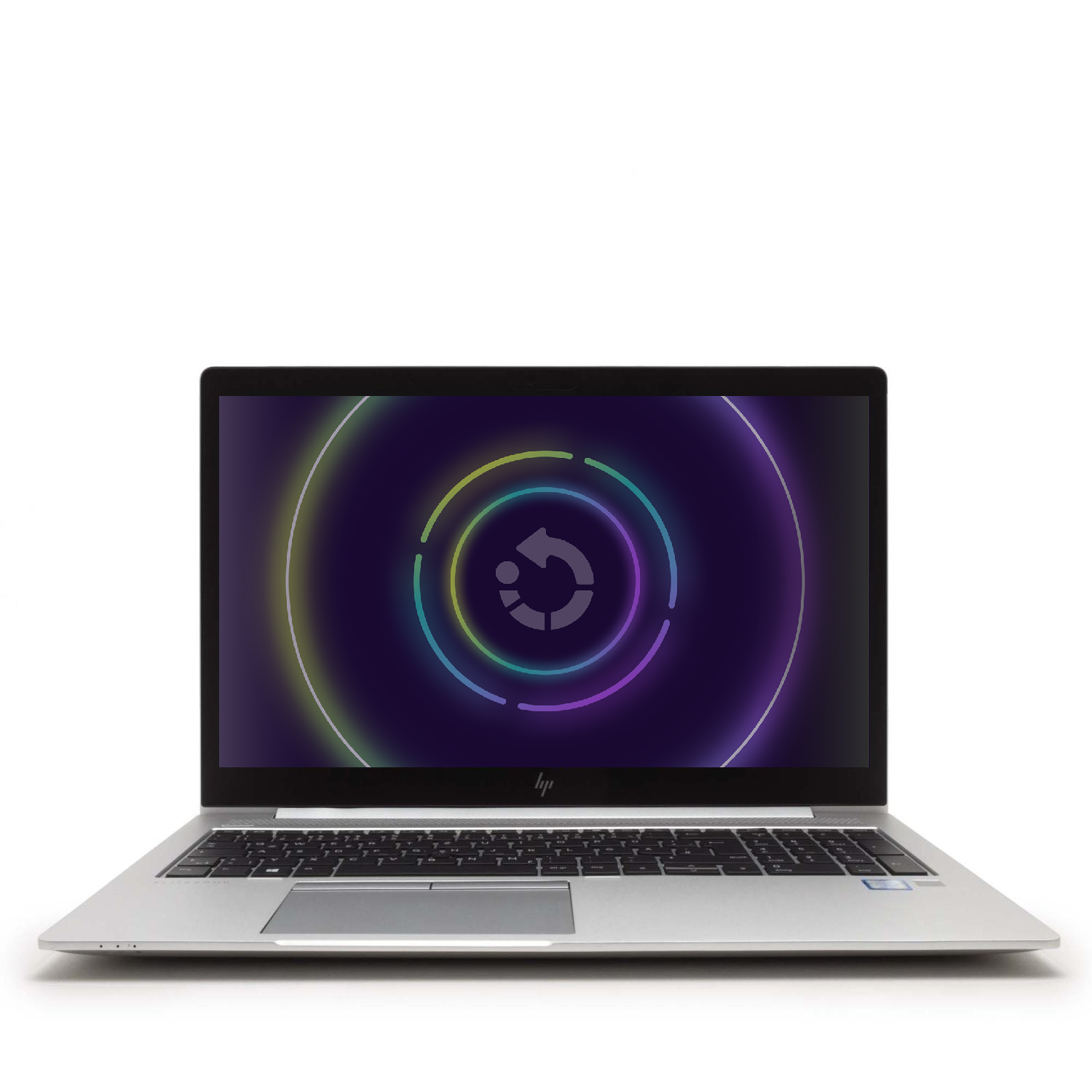 Silberner Laptop mit buntem Ladebildschirm vor weißem Hintergrund. Auf dem Bildschirm wird eine kreisförmige Animation angezeigt.