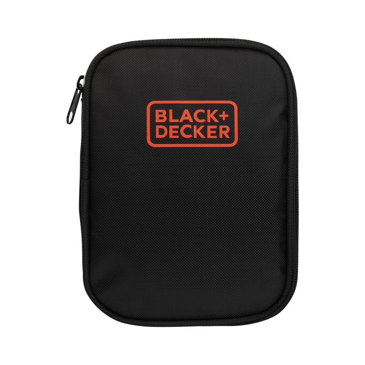 "BLACK+DECKER" turuncu logosu bulunan siyah bir çanta. Çantanın fermuarı ve dokulu bir yüzeyi vardır.