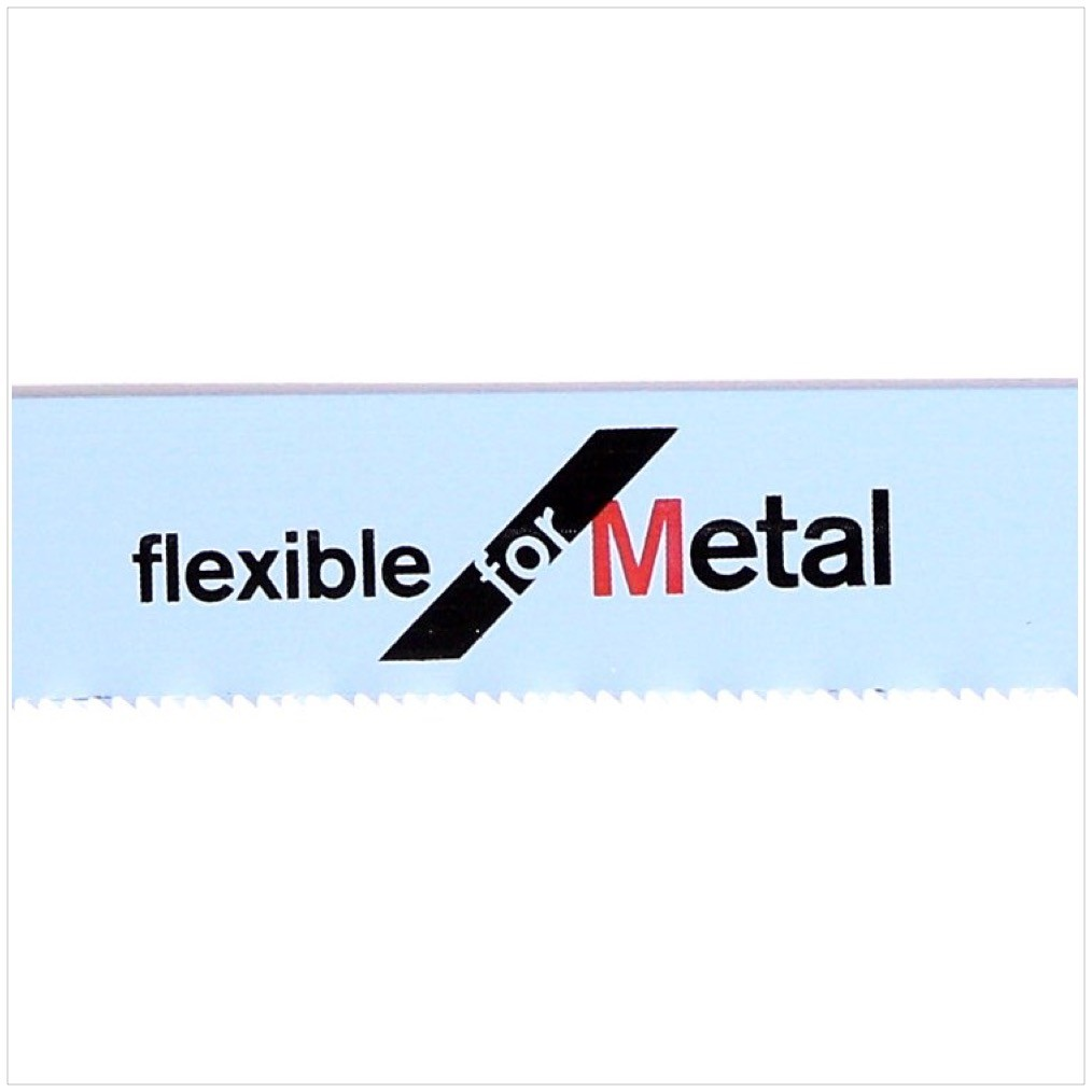 Eine hellblaue Sägeblatt mit den Worten 'flexible for Metal'. Das Wort 'Metal' ist rot. Sägezähne sind unten sichtbar.