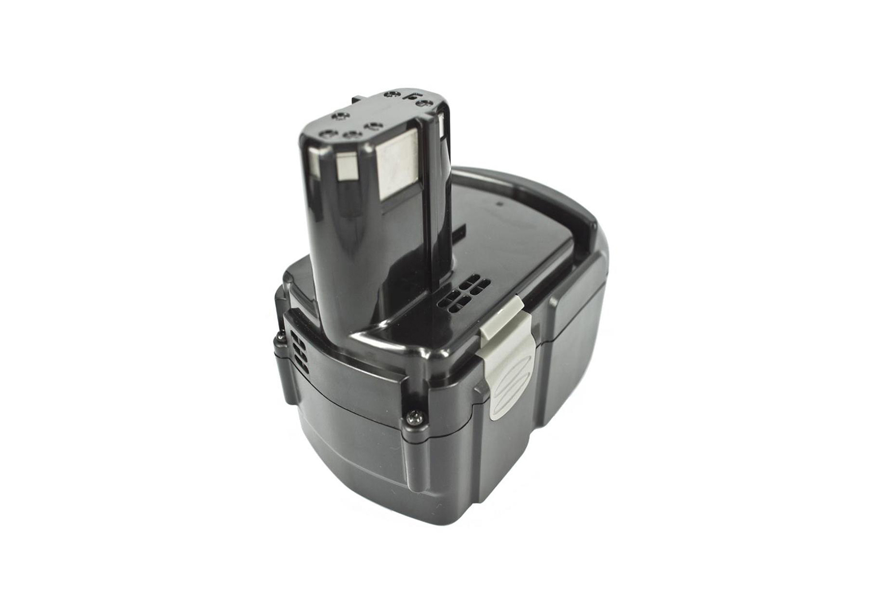 Una batteria nera per utensili elettrici su sfondo bianco. È cilindrica con la parte superiore rettangolare. Ha un pulsante di rilascio grigio.