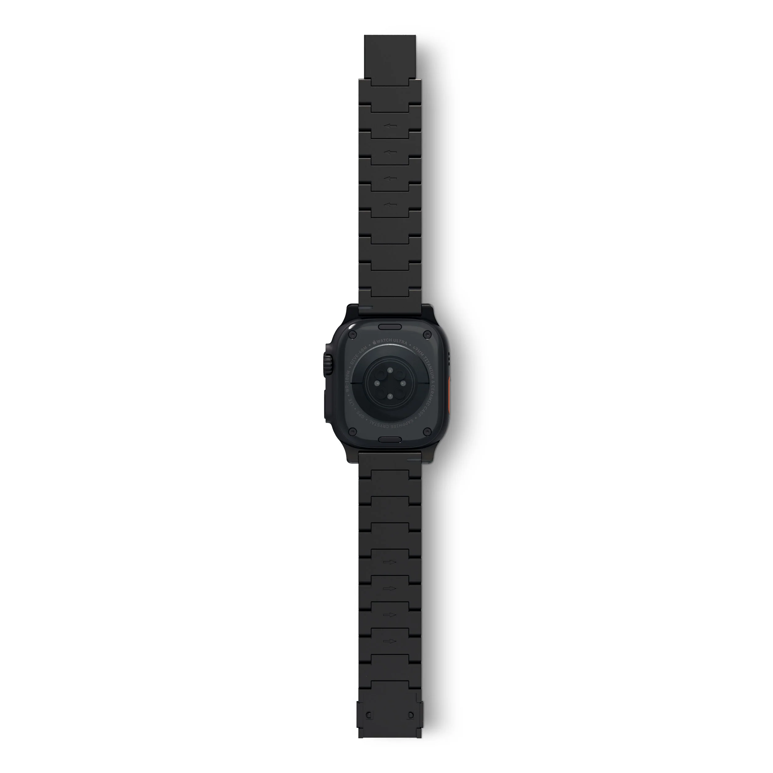 Apple Watch Ultra noire avec un bracelet en métal noir. La montre est centrée sur fond blanc.