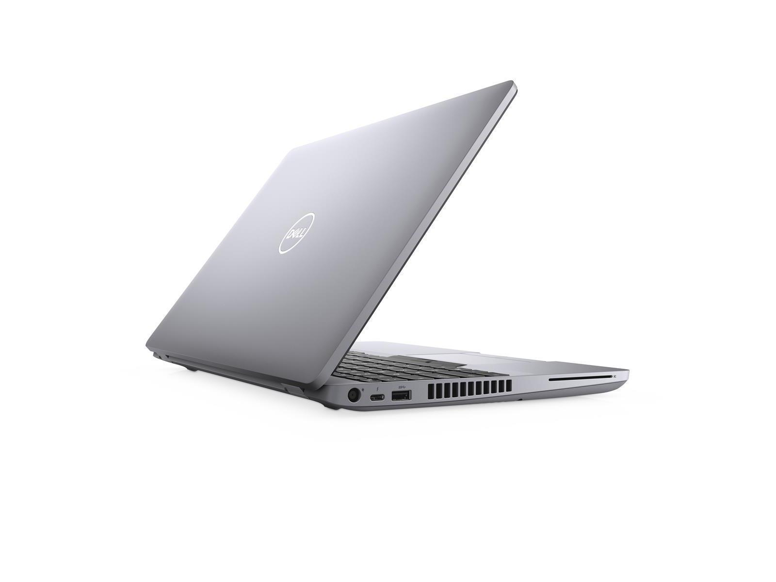 Ein silberner Dell-Laptop ist geöffnet und zeigt die Tastatur und das Dell-Logo auf dem Deckel. Der Hintergrund ist weiß.