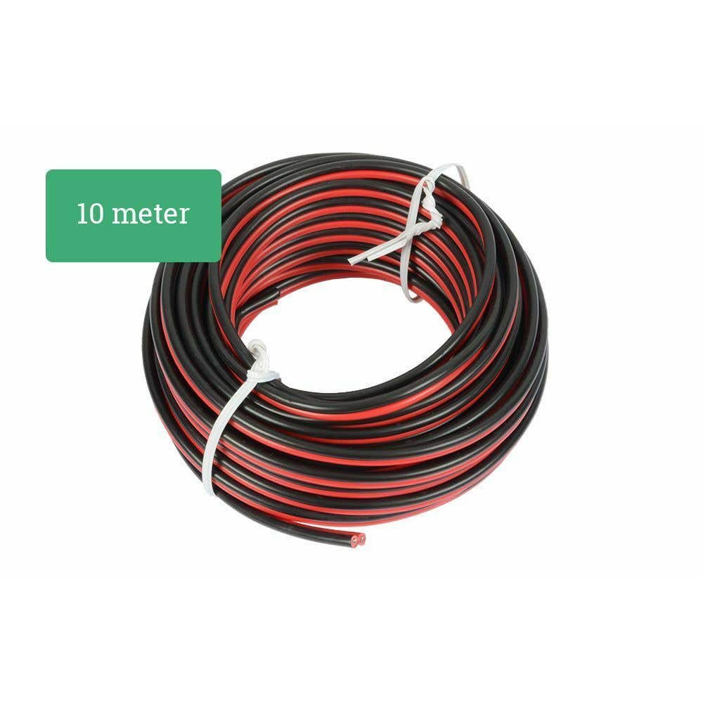 Una bobina de cable eléctrico negro y rojo. Un rectángulo verde indica que tiene 10 metros. Atado con una correa blanca.
