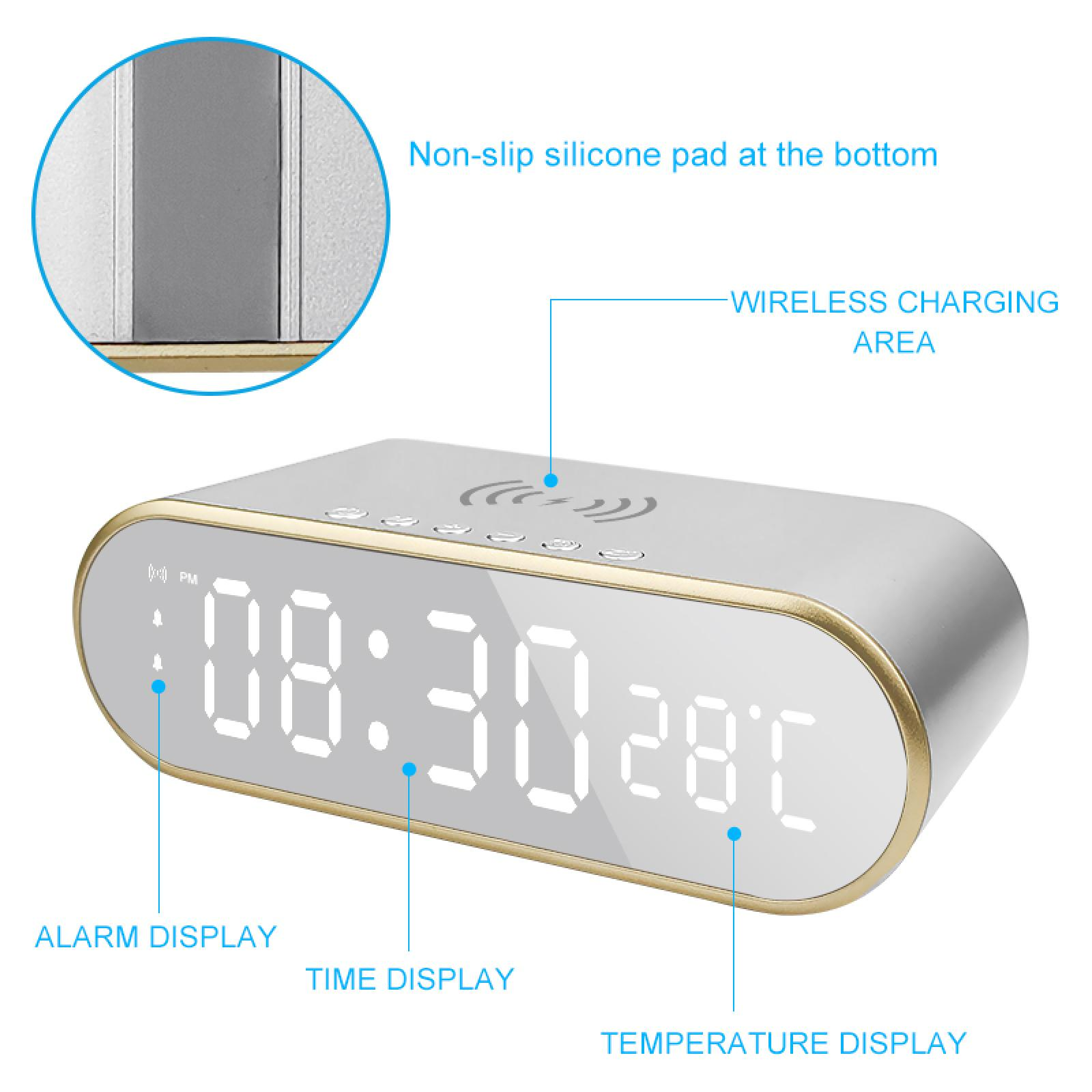 Ein digitaler Wecker mit Anzeige von Zeit und Temperatur. Enthält kabellose Ladefläche und rutschfestes Silikonpad.