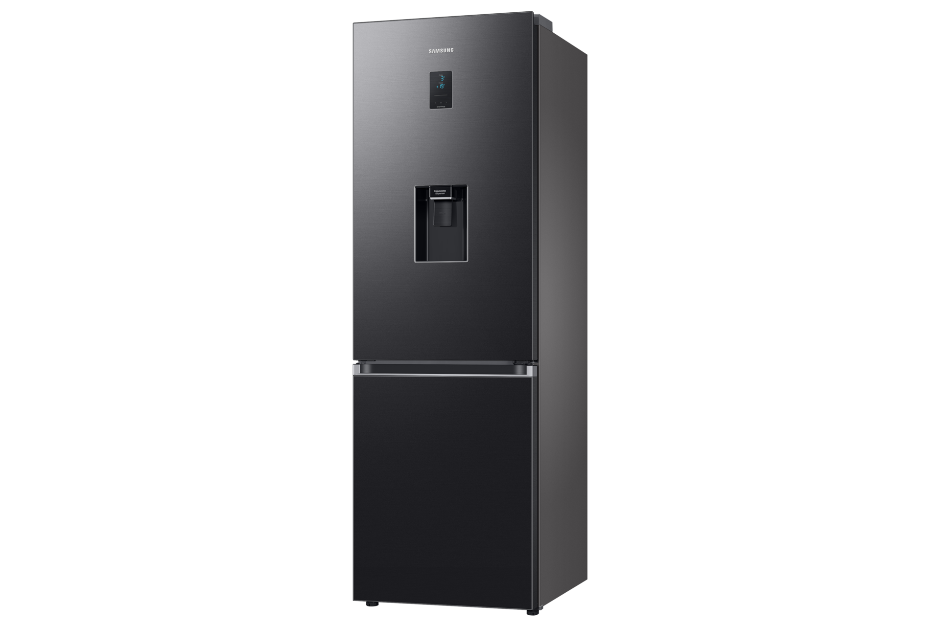 Ein schwarzer Samsung-Kühlschrank. Er hat einen Wasserspender und ein digitales Display. Der Hintergrund ist schwarz.