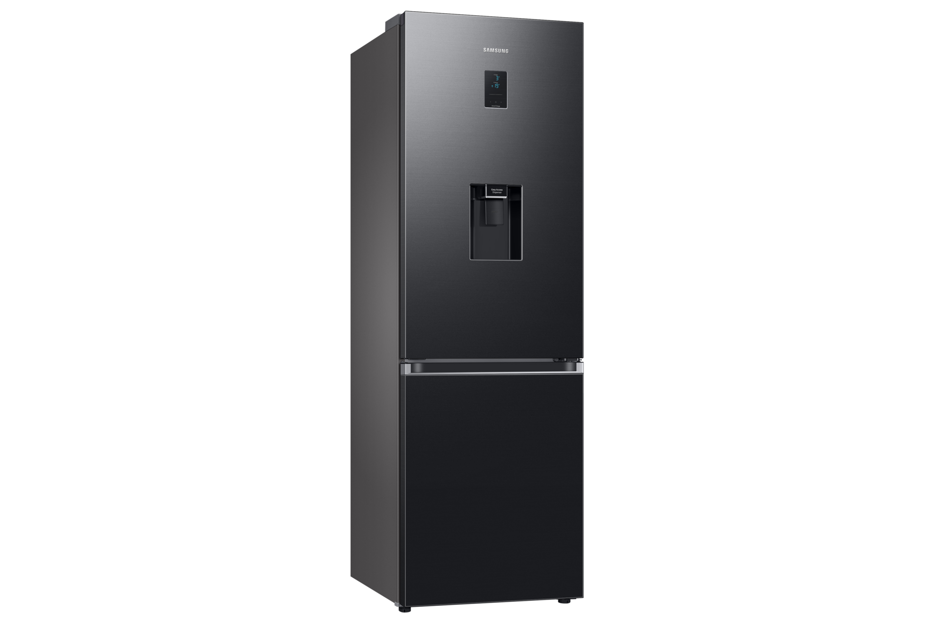 Ein schwarzer Samsung Kühlschrank mit Wasserspender. Er steht vor einem schwarzen Hintergrund. Der Kühlschrank hat zwei Türen.