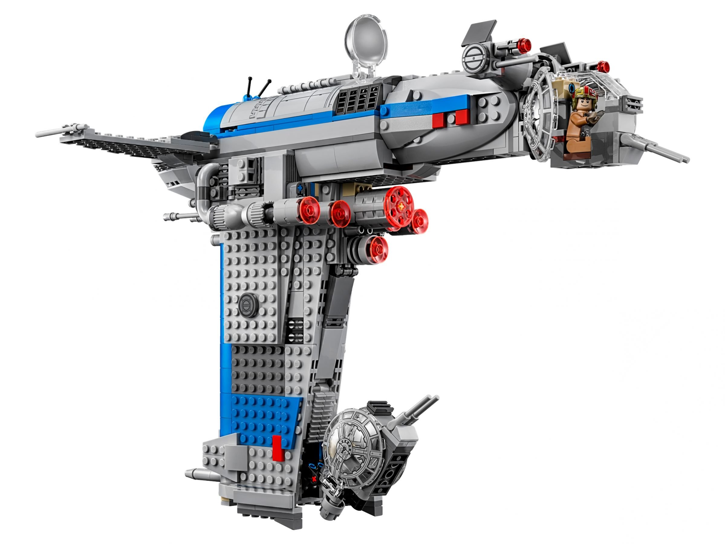 Ein Lego Star Wars Schiff mit grauen, blauen und roten Details sowie einer Pilotfigur im Cockpit.