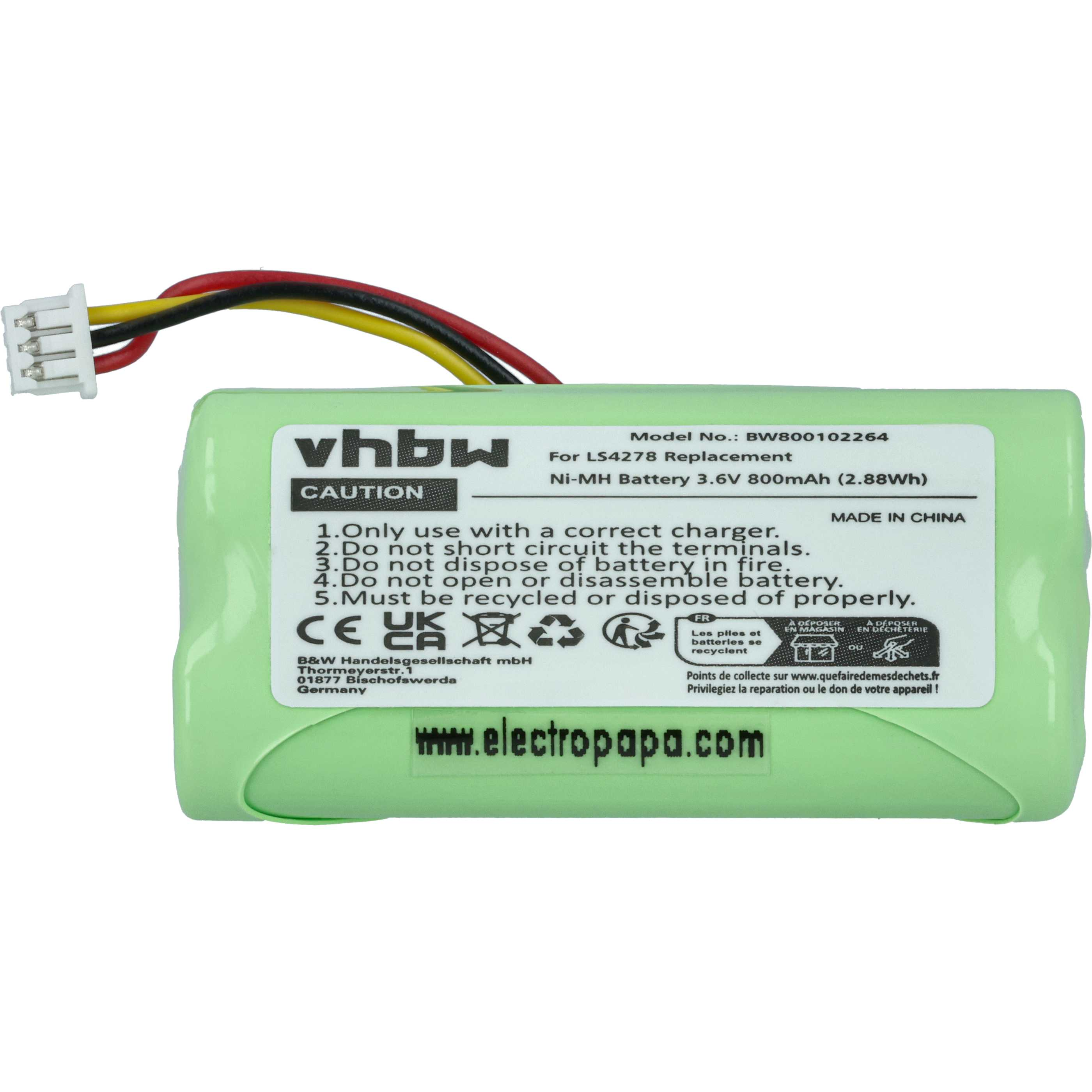 Eine grüne vhbw Ni-MH-Batterie mit weißem Stecker und farbigen Drähten. Text enthält Warnhinweise und Recycling-Symbole.