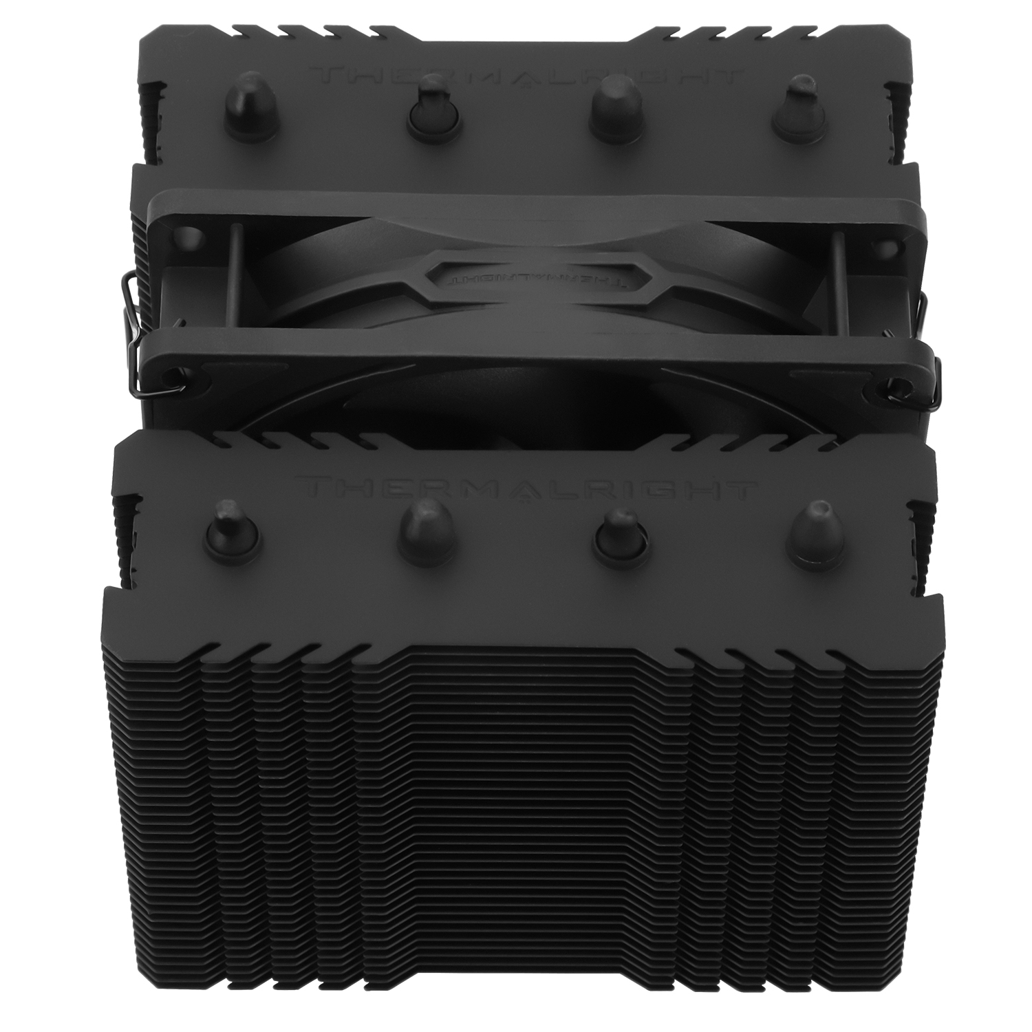 Siyah bir CPU soğutucusu, ısı emici kanatları, bir fan ve Thermalright logosu. Soğutucu beyaz bir arka plan üzerinde.