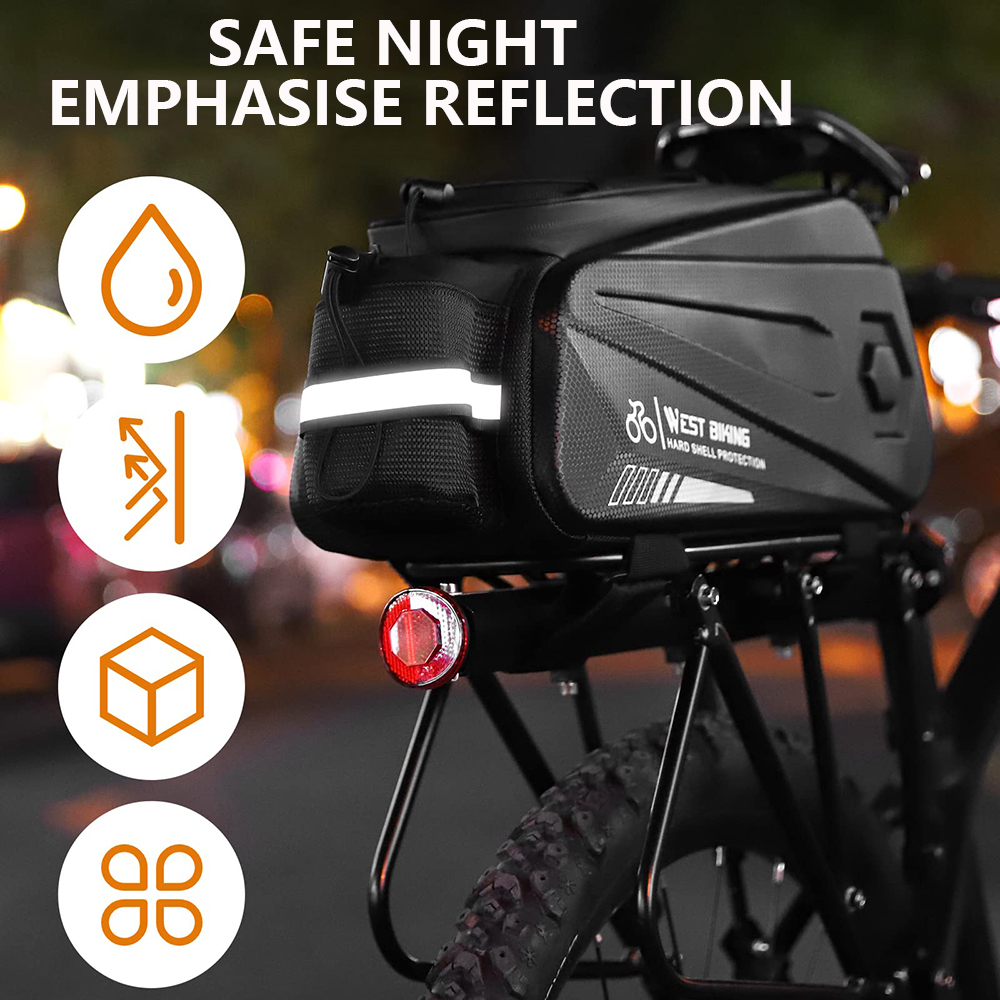 Schwarze Fahrradtasche mit reflektierenden Streifen und rotem Licht, an einem Fahrrad montiert. Der Text betont die sichere Nachtreflektion.