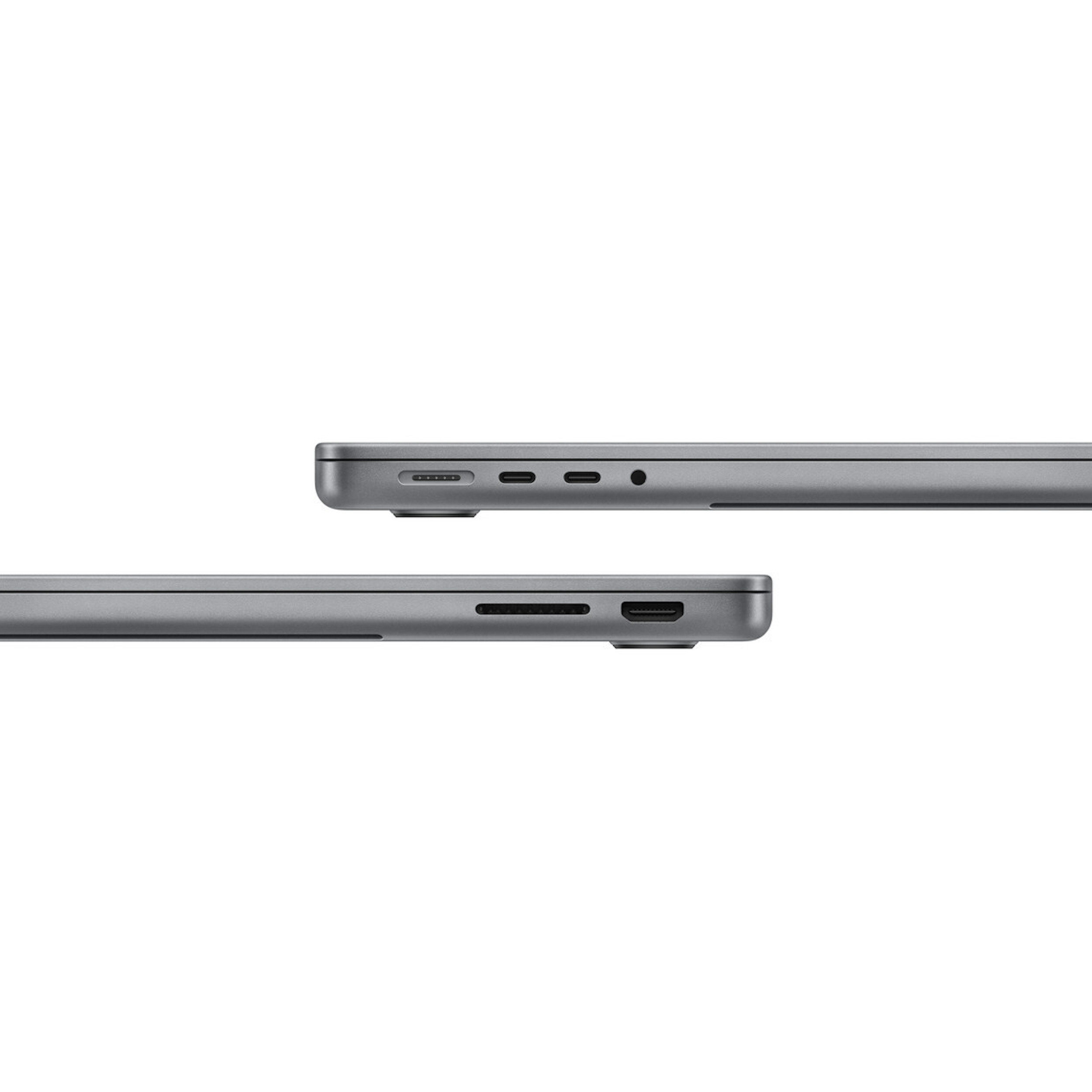 Close-up van twee grijze laptops. De bovenste toont poorten, de onderste meer. Witte achtergrond.