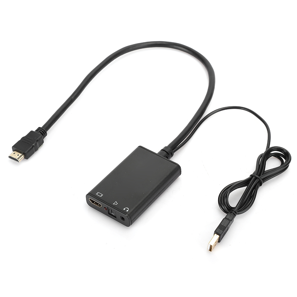 Schwarzer HDMI-Adapter mit mehreren Anschlüssen, verbunden mit einem schwarzen Kabel und einem USB-Kabel, auf weißem Hintergrund.