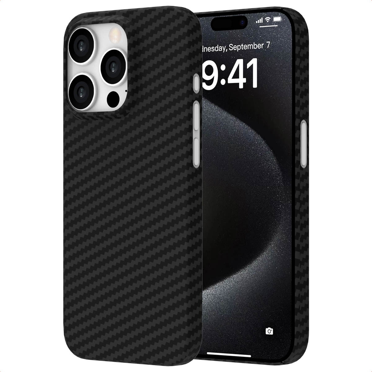 Een zwarte iPhone met een carbon fiber hoesje. De telefoon toont de datum en tijd als woensdag 7 september, 9:41.