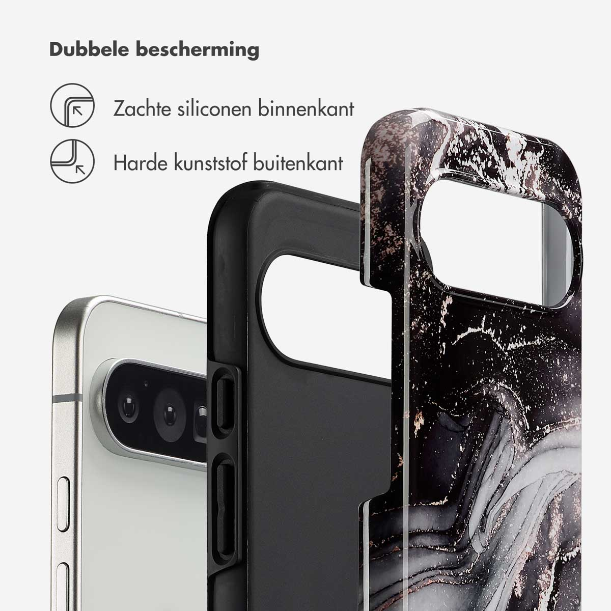 L'image montre un étui de téléphone à double protection. L'étui a un intérieur noir et un extérieur en marbre. Un téléphone est visible à l'intérieur.