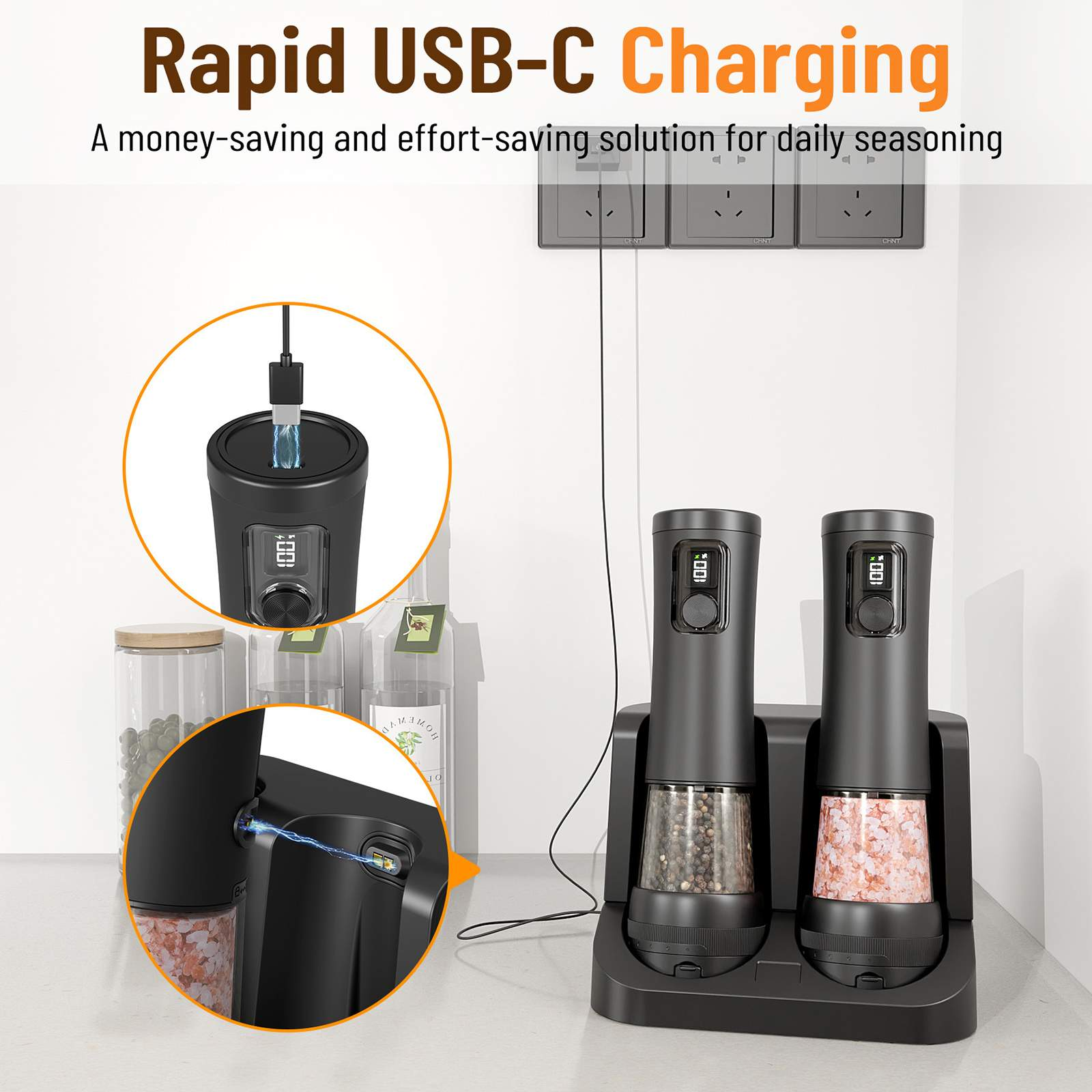 Das Bild zeigt zwei schwarze elektrische Salz- und Pfeffermühlen in einer Ladestation. Eine Mühle wird über USB-C aufgeladen.