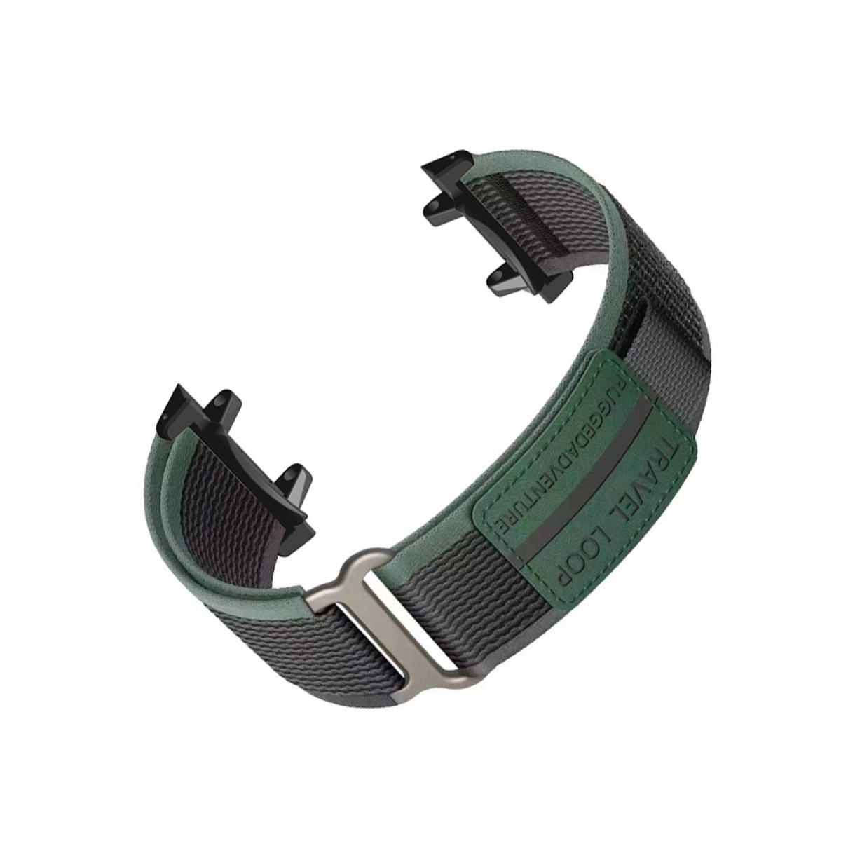 Un cinturino curvo per orologio con accenti verdi e grigi, etichettato 'TRAVEL LOOP' e 'RUGGEDADVENTURE', con connettori neri e fibbia argentata.