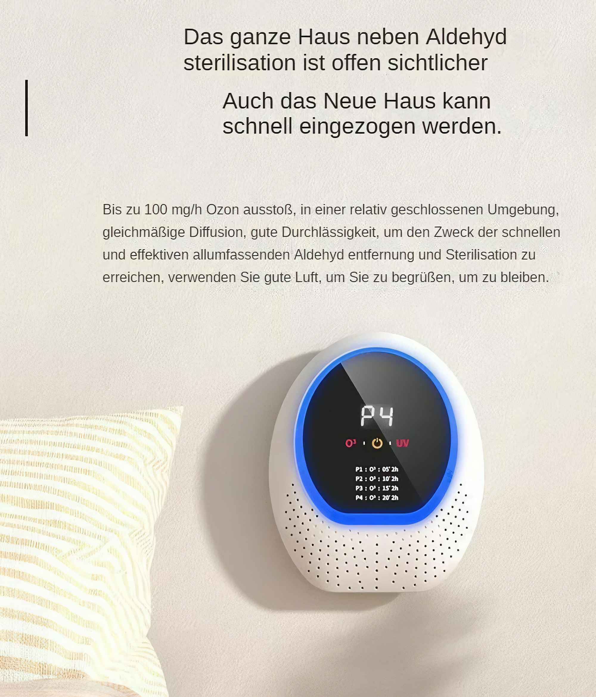Ein weißer Luftreiniger mit blauem Ring an der Wand. Deutsch ist darüber. Ein gestreiftes Kissen ist in der Nähe.