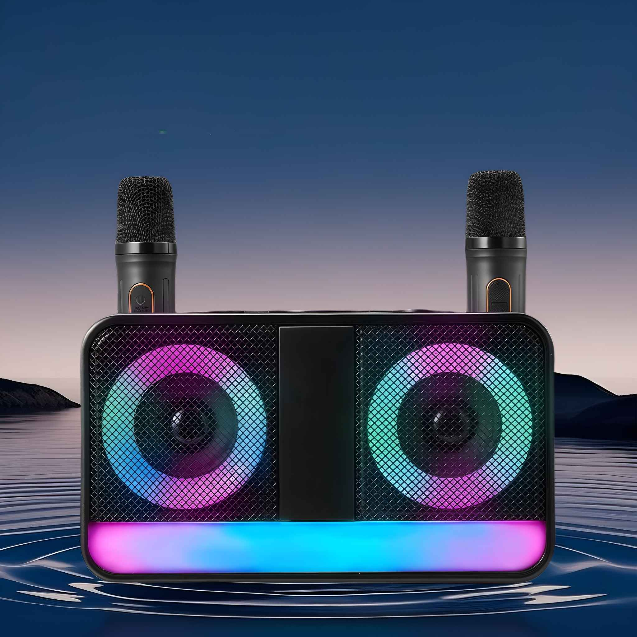 Karaokemaschine mit zwei Mikrofonen. Die Maschine hat bunte Lichter und befindet sich vor einem wasserähnlichen Hintergrund.