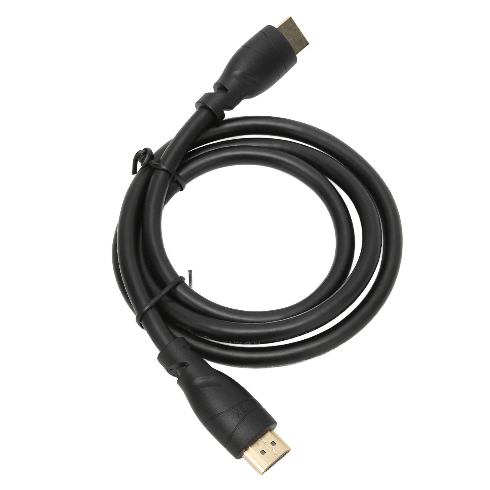 Ein schwarzes HDMI-Kabel, aufgerollt und gebunden, mit goldfarbenen Steckern an jedem Ende, liegt vor weißem Hintergrund.