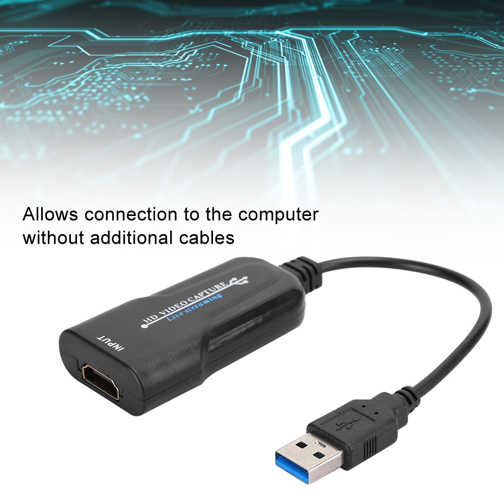 Schwarzes HD-Videoaufnahmegerät mit HDMI-Eingang und USB-Ausgangskabel. Blauer und schwarzer USB-Anschluss. Hintergrund zeigt eine Platine.