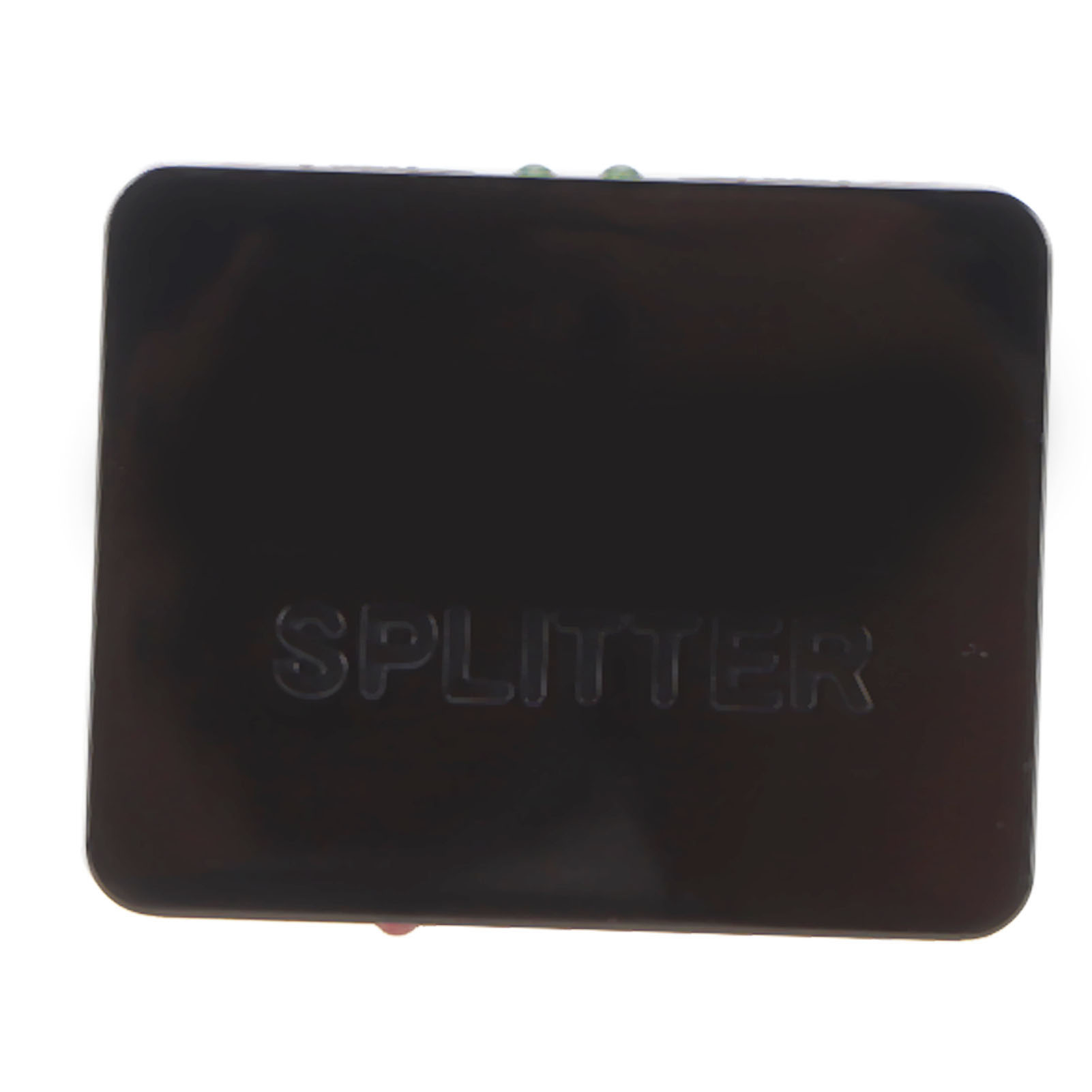 Ein schwarzer, rechteckiger Splitter mit dem geprägten Wort SPLITTER. Der Hintergrund ist weiß.