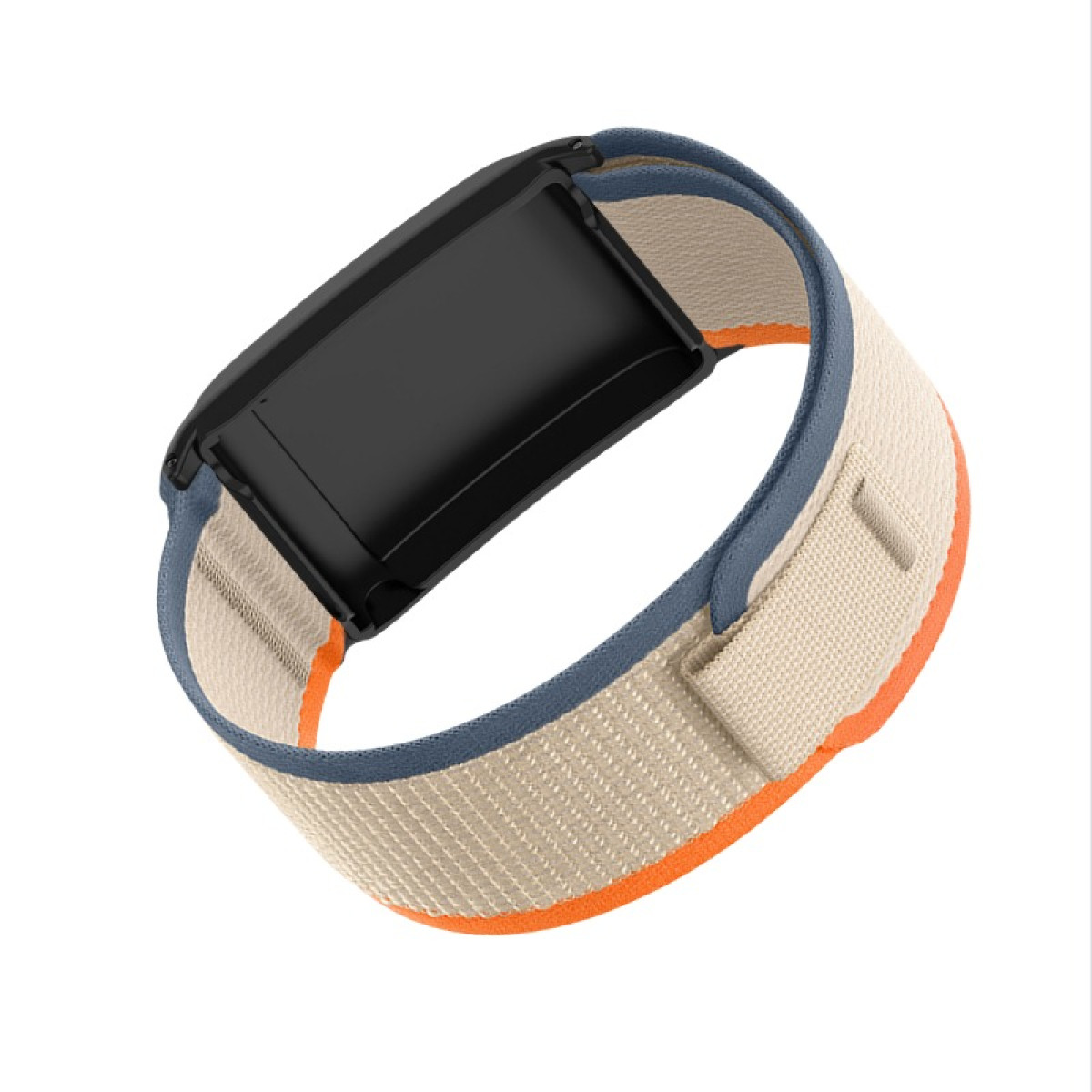 Fitness tracker nero con cinturino beige, blu e arancione. Il cinturino è simile a tessuto, il tracker è angolato, mostrando lo schermo.