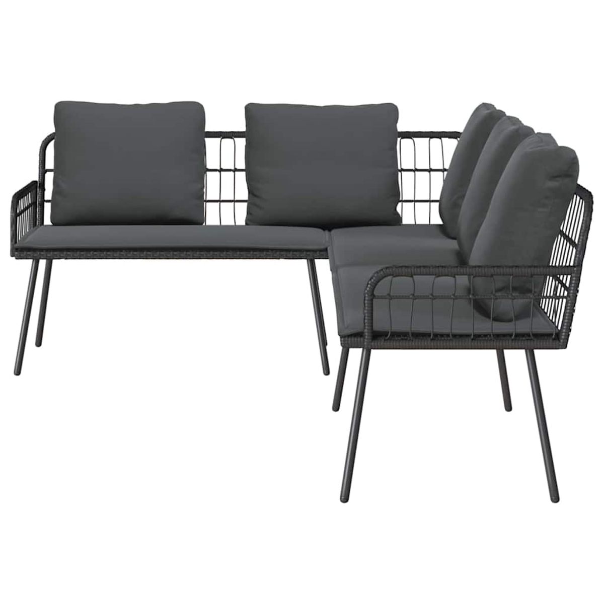 Ein L-förmiges Outdoor-Sofa, dunkelgraue Kissen auf einem schwarzen Metallrahmen. Zwei Kissen auf der langen Seite, drei auf der kürzeren.
