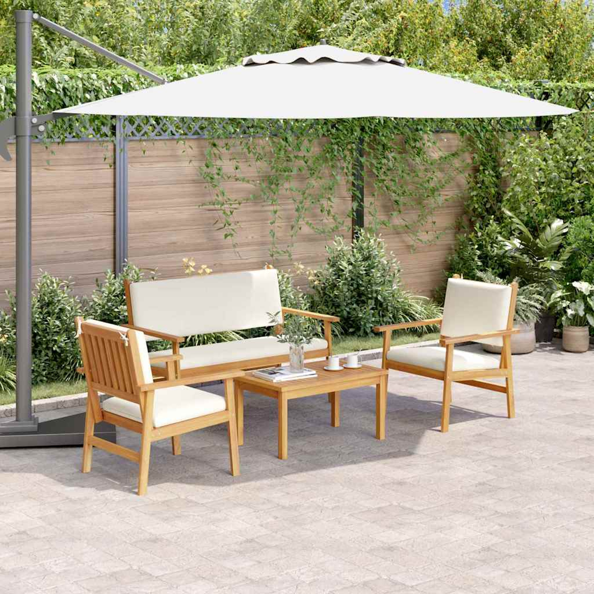 Garten-Terrassenset mit weißem Sonnenschirm. Enthält ein Sofa, zwei Stühle und einen Tisch. Auf einer Stein-Terrasse, im Hintergrund Grün.