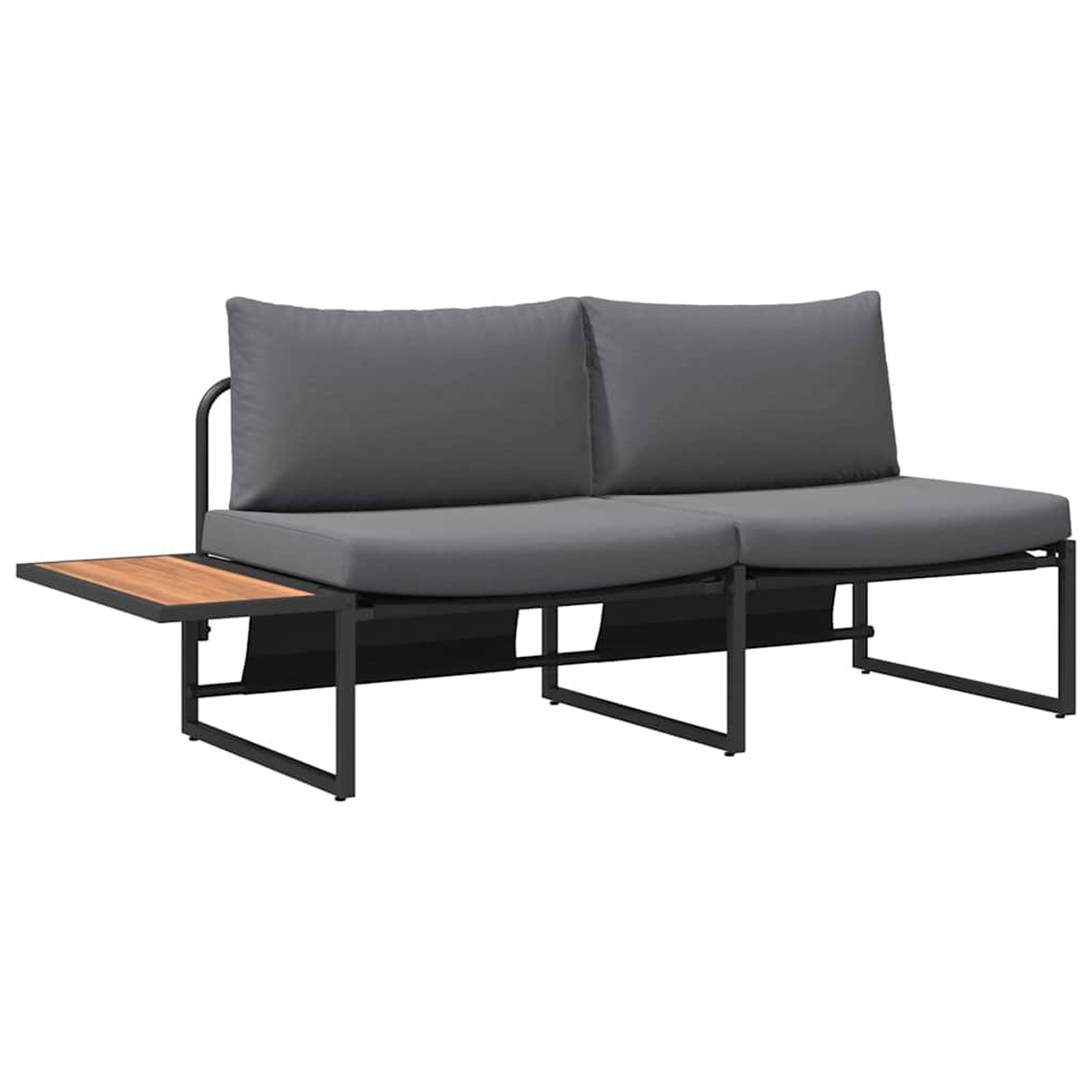 Graue Outdoor-Liebesbank mit kleinem Holzbeistelltisch. Der Rahmen ist schwarz. Kissen sind grau.