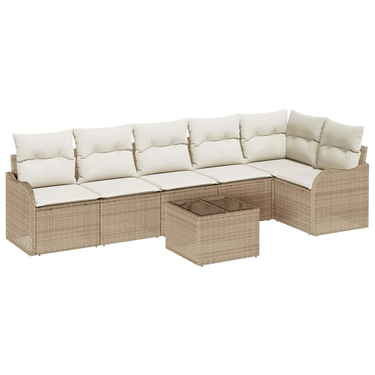 Beiges Rattan-Ecksofa mit weißen Kissen und passendem quadratischem Couchtisch mit Glasplatte.