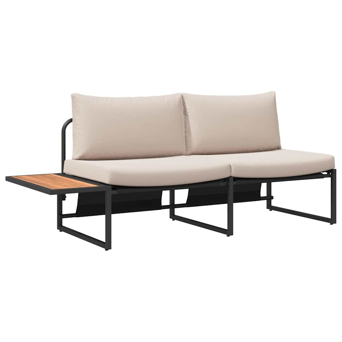 Zweisitzer-Gartencouch mit beigefarbenen Kissen, schwarzem Metallrahmen und einem hölzernen Beistelltisch.