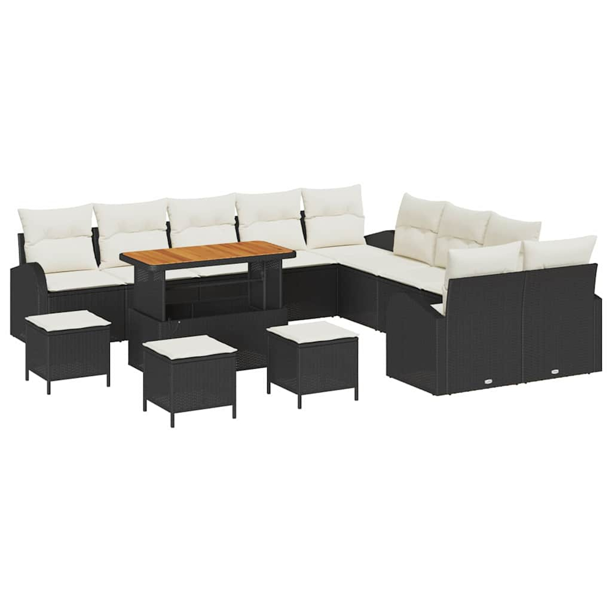 Un divano angolare da esterno in vimini nero con cuscini color crema. Ha un tavolo in legno e diversi sgabelli con cuscini color crema.