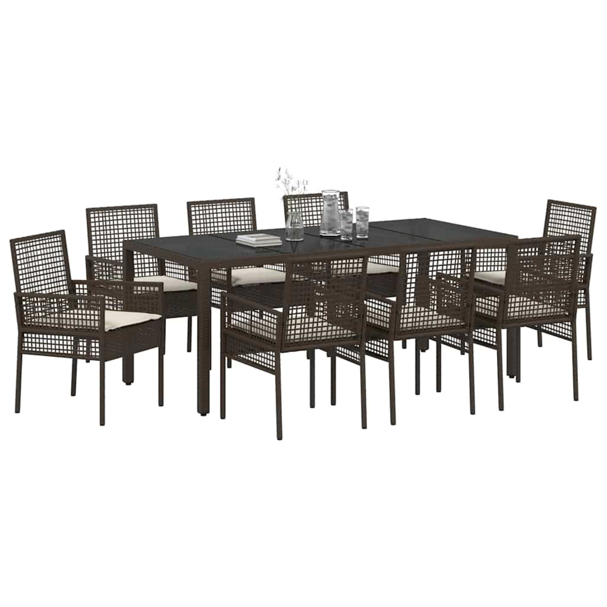 Un juego de comedor exterior marrón oscuro con una mesa rectangular y ocho sillas a juego con cojines crema, sobre un fondo blanco.