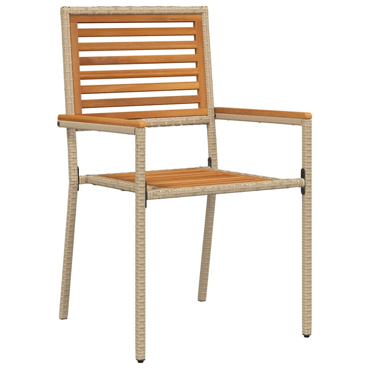Ein Holzstuhl für draußen mit gewebter Rückenlehne und Sitzfläche sowie Armlehnen. Das Gestell ist hellbeige.