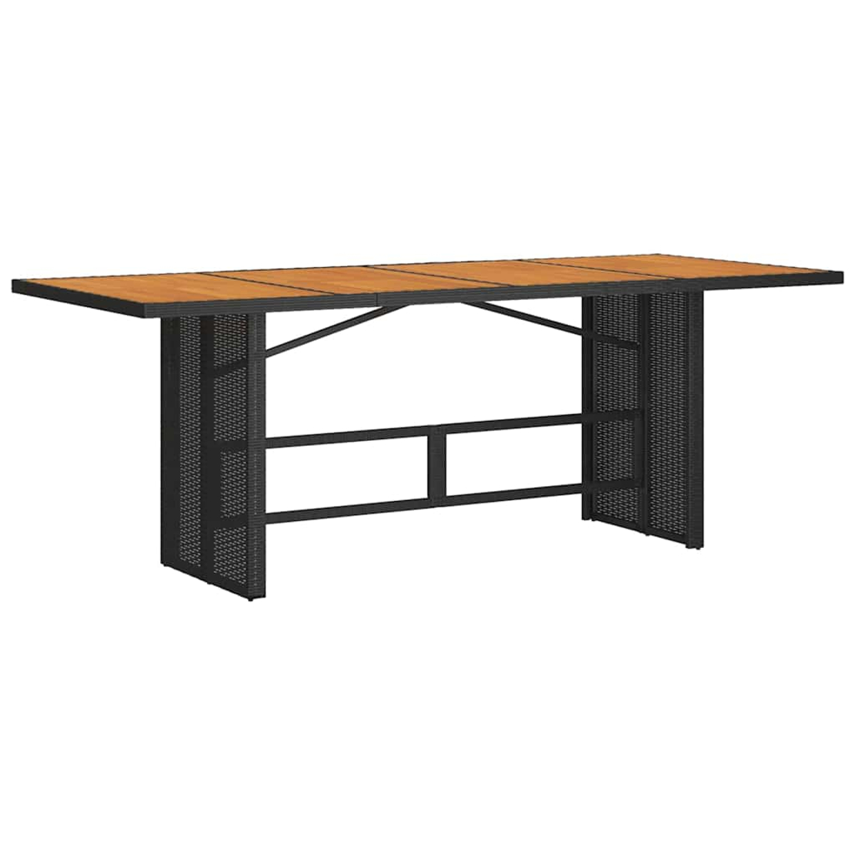 Un tavolo rettangolare da esterno con piano in legno, struttura in metallo nero e lati intrecciati.