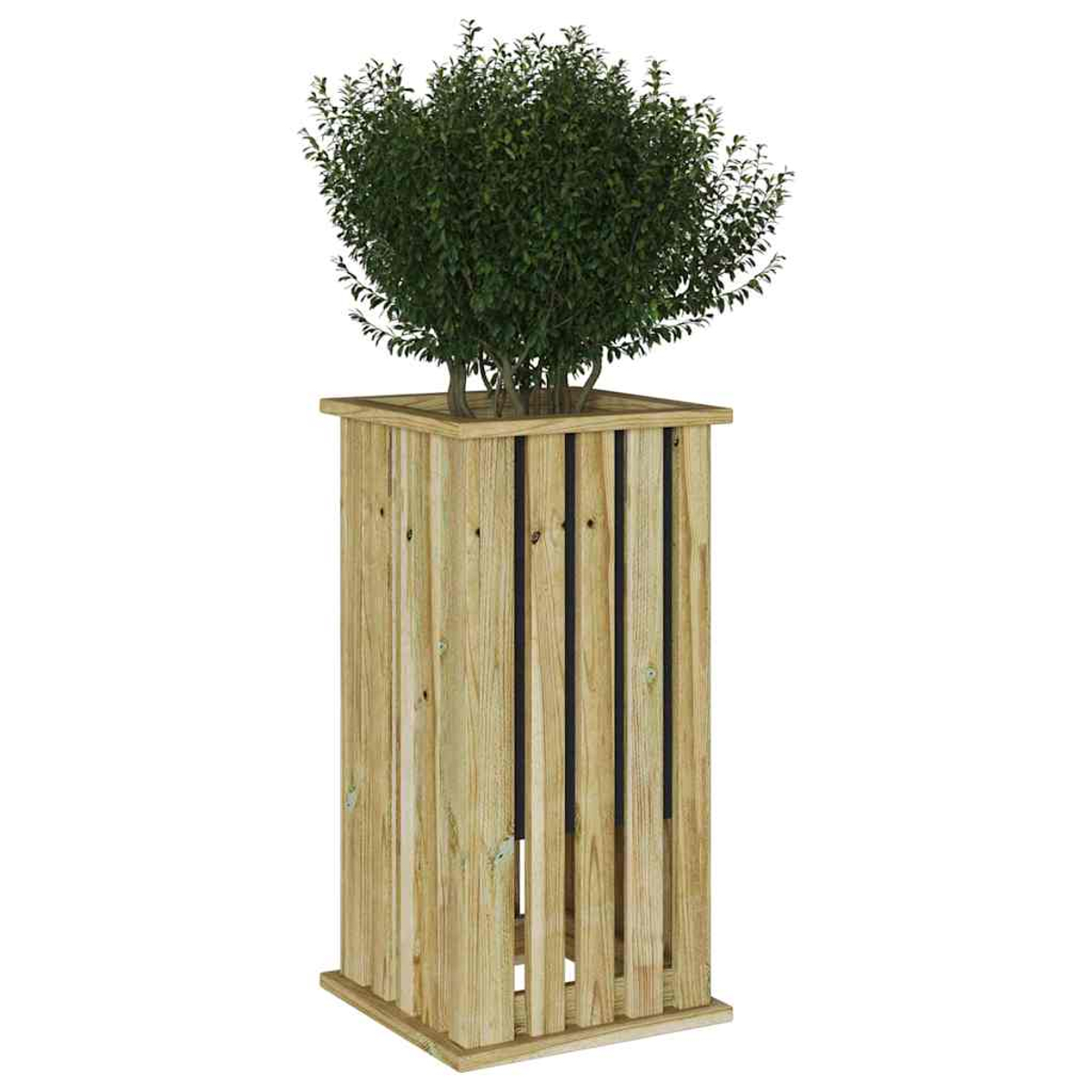 Un'alta fioriera in legno con la parte superiore quadrata contiene un cespuglio verde. La fioriera ha doghe di legno verticali e un interno scuro.