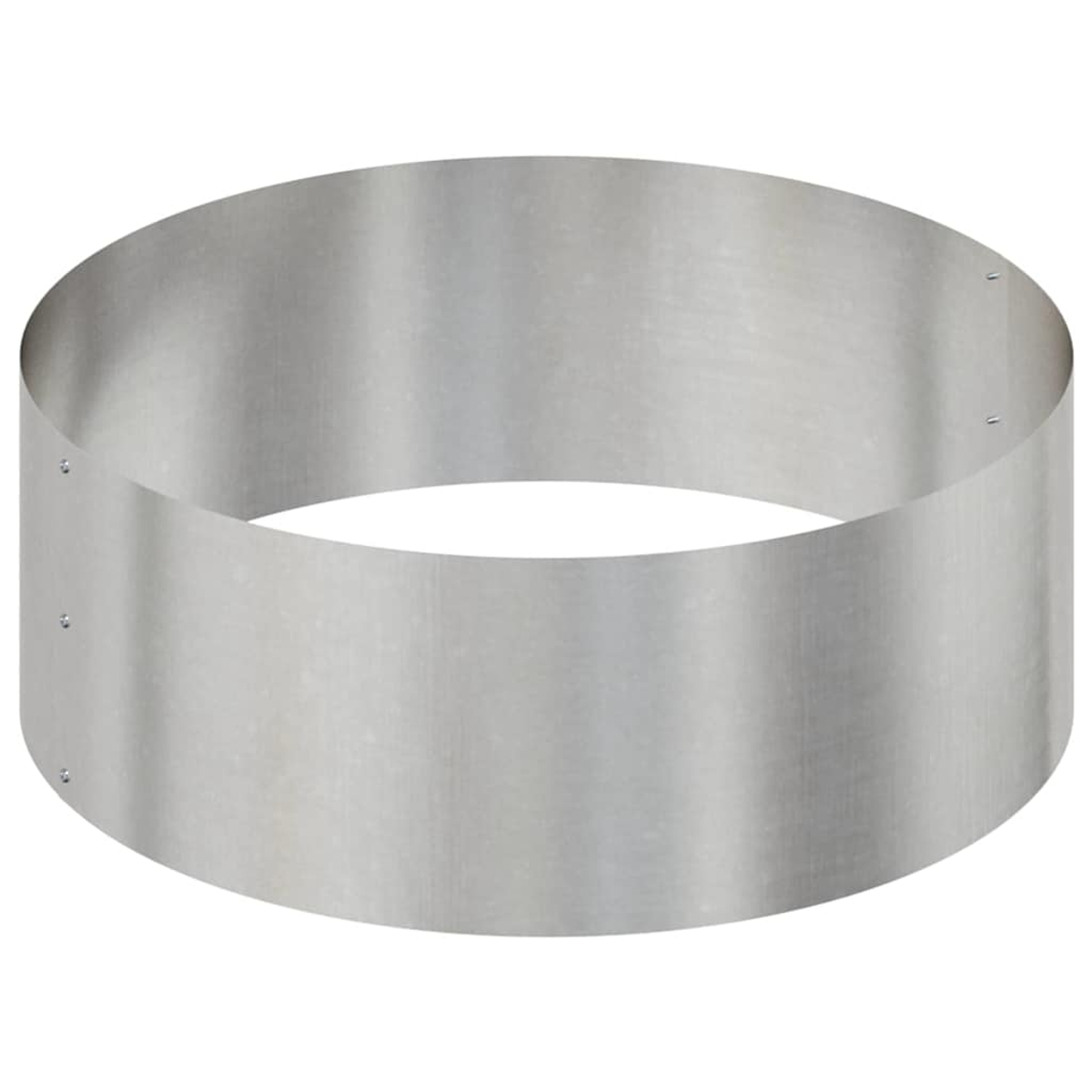 Un anello metallico circolare è isolato su sfondo bianco. L'anello è argentato e sembra essere in metallo spazzolato.
