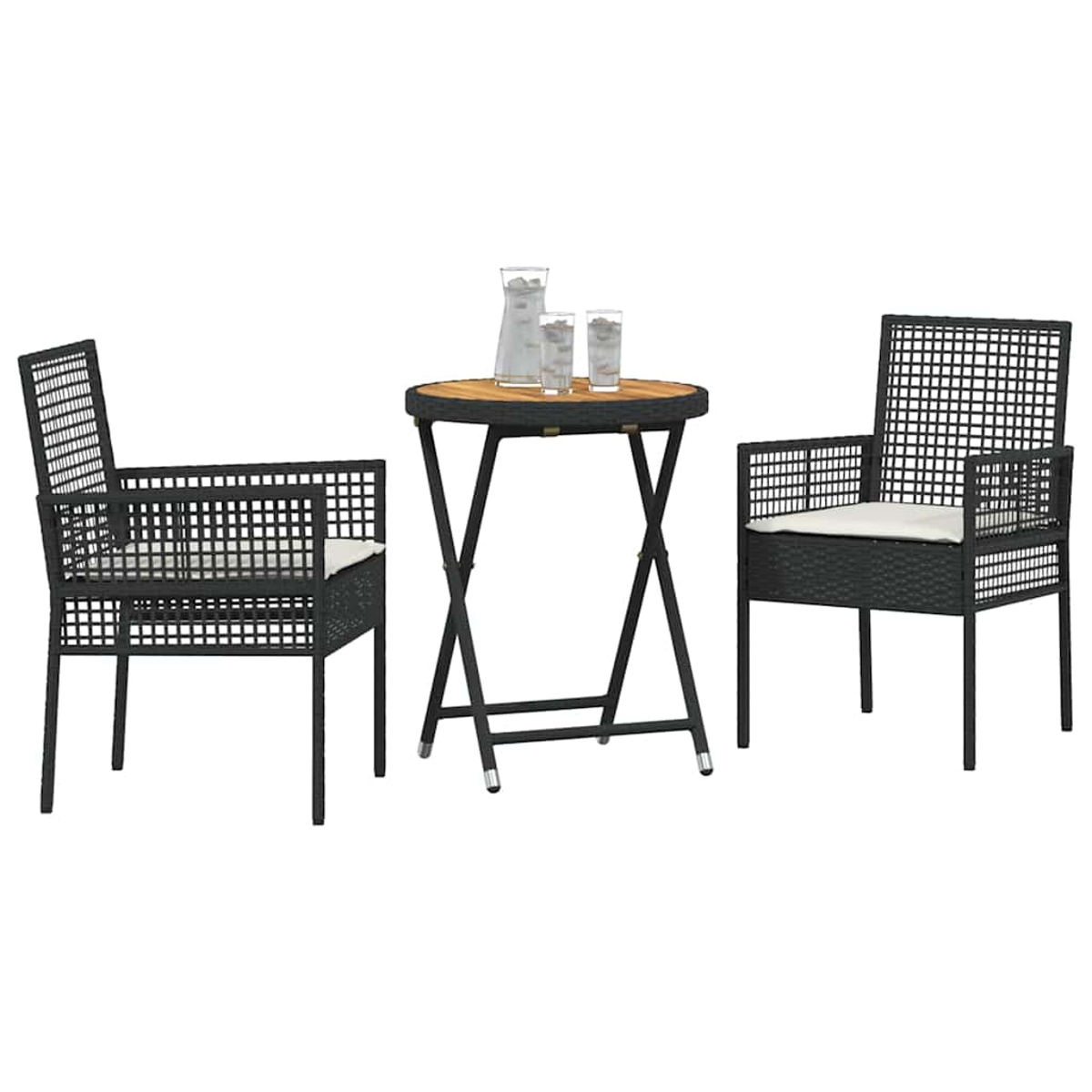 Ein Outdoor-Set mit zwei Stühlen, einem Tisch und Getränken. Die Stühle sind schwarz mit weißen Kissen. Der Tisch hat eine Holzplatte.