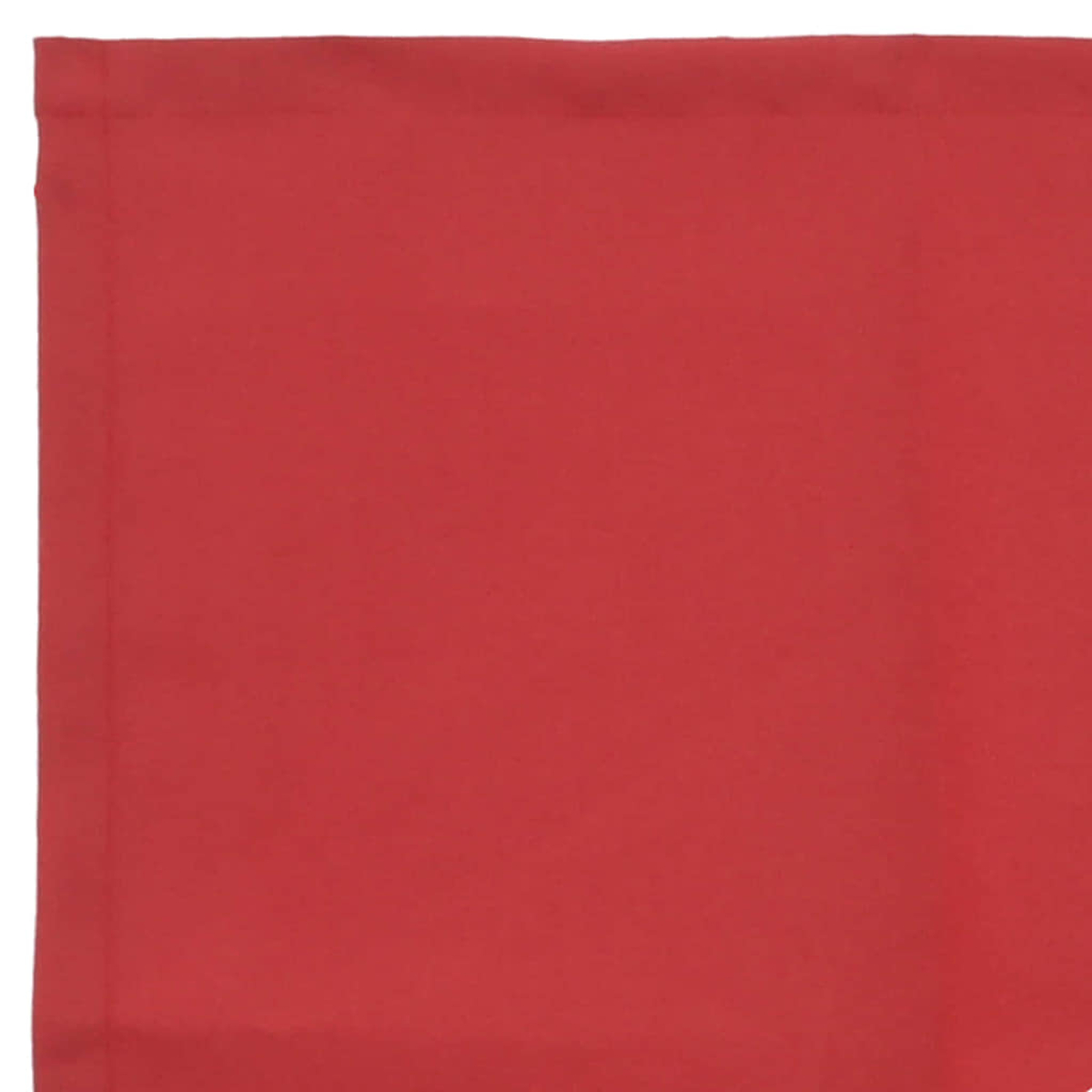 Ein rechteckiger roter Stoff. Der Stoff hat eine einfarbige Farbe mit leichter Textur. Die Ränder sind sauber genäht.