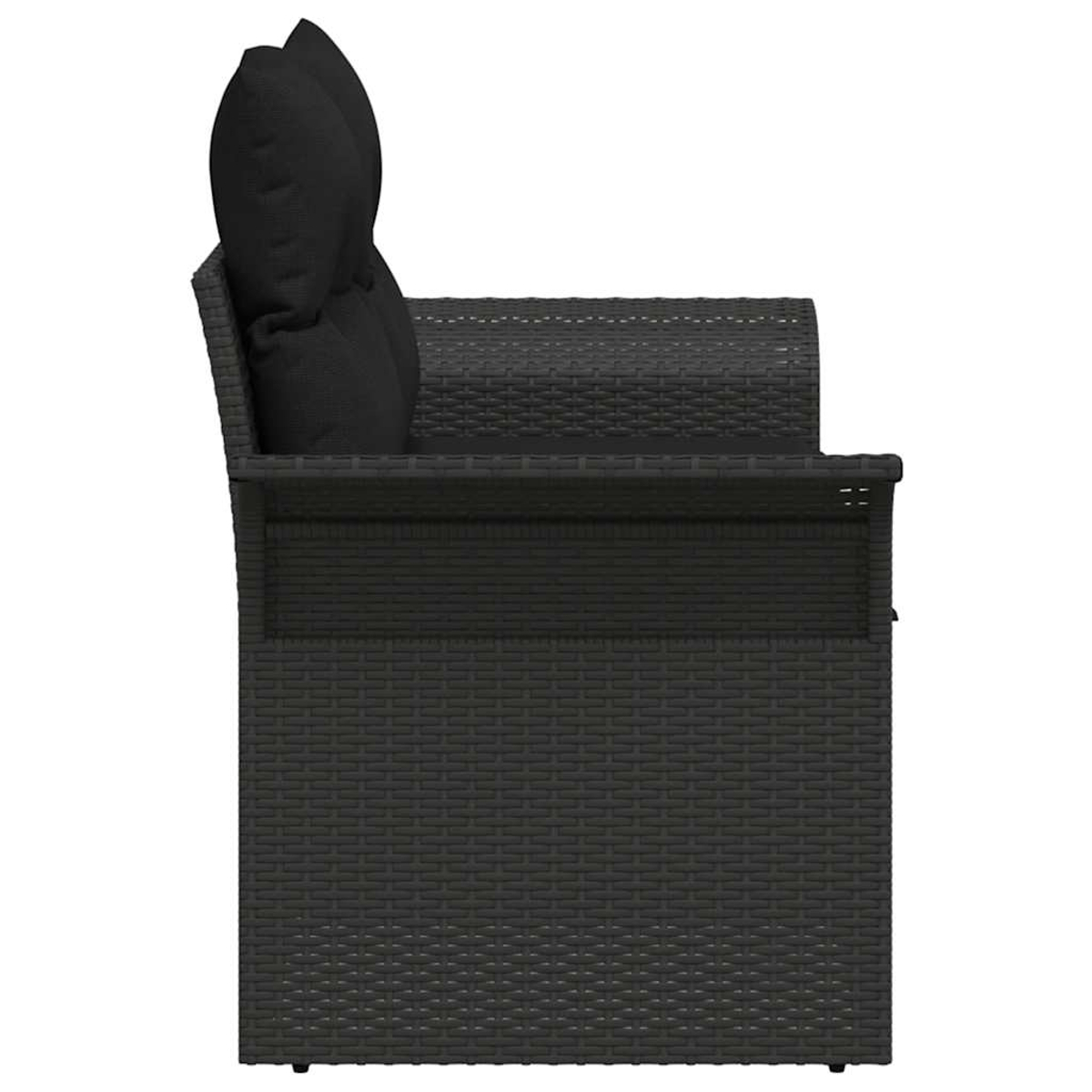 Ein dunkelgraues Korbmöbel mit zwei schwarzen Kissen. Die Couch ist von der Seite vor weißem Hintergrund zu sehen.