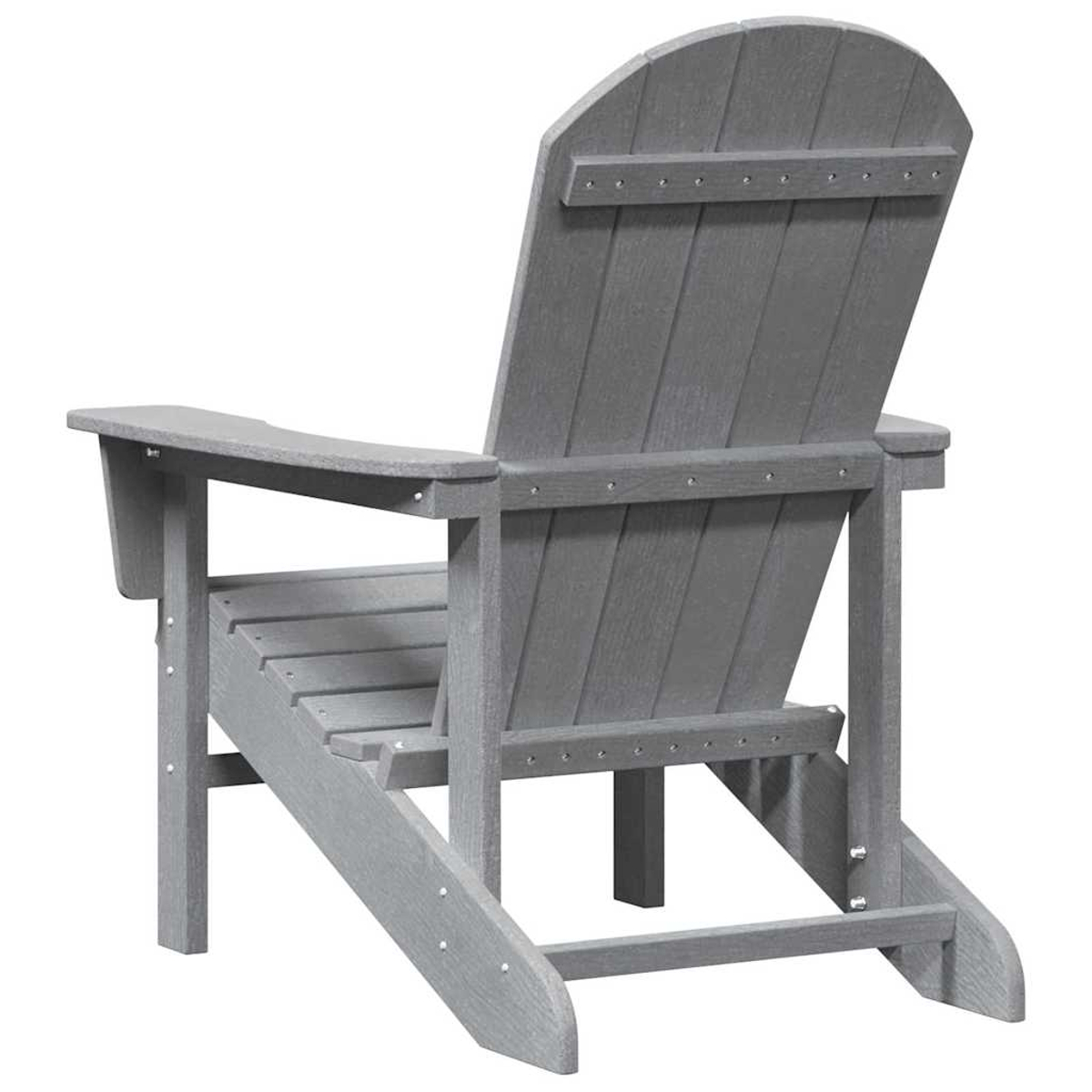 Ein grauer Adirondack-Stuhl wird von hinten und der Seite gezeigt. Er hat eine Lattenlehne, Armlehnen und einen breiten Sitz, typisch für das Design.
