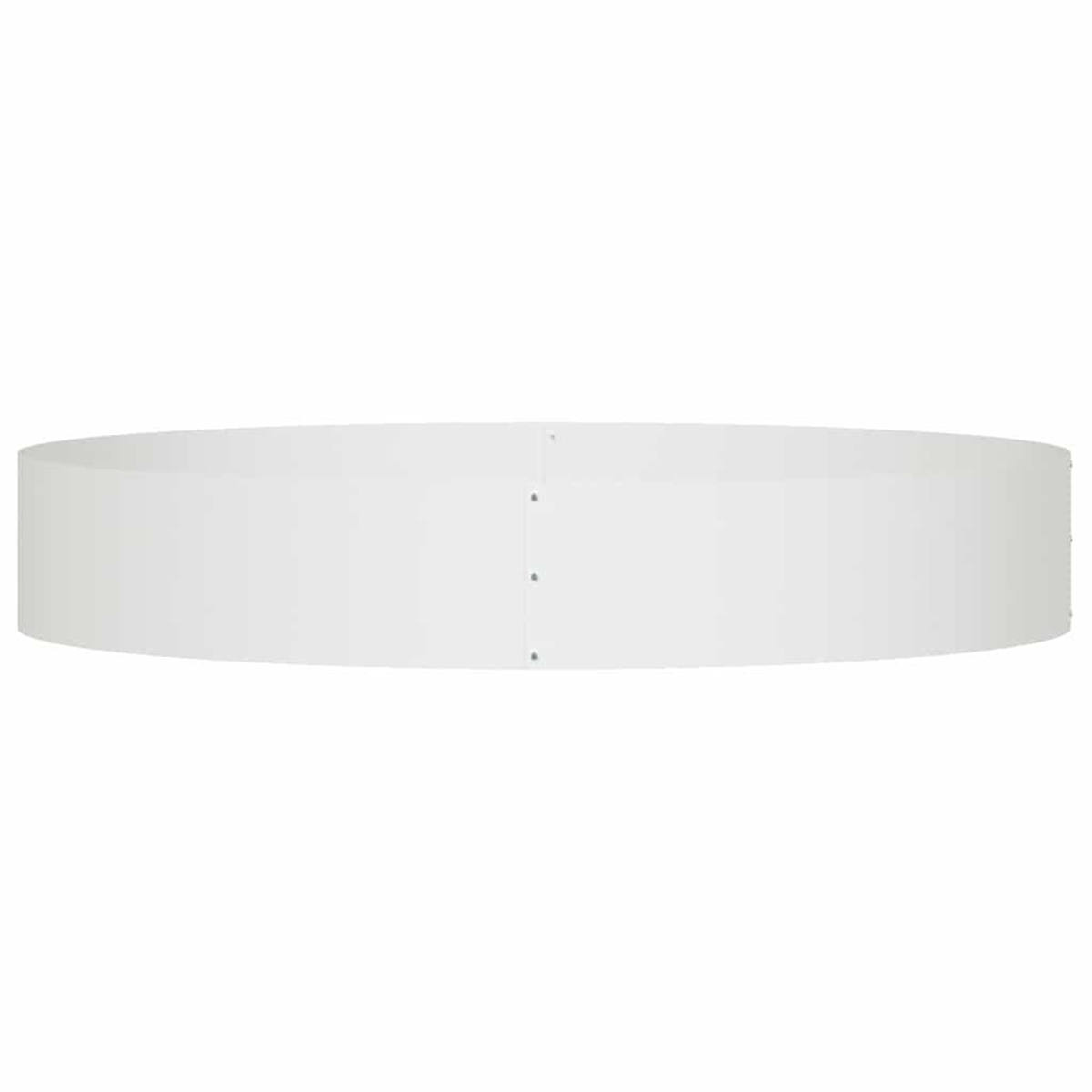 Una struttura bianca, curva e cilindrica. Sembra una sezione di un cerchio più grande, con cuciture visibili e piccoli rivetti.